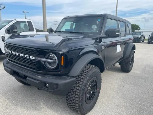 Ford Bronco Build week 10/3/22 Group dealer pictur