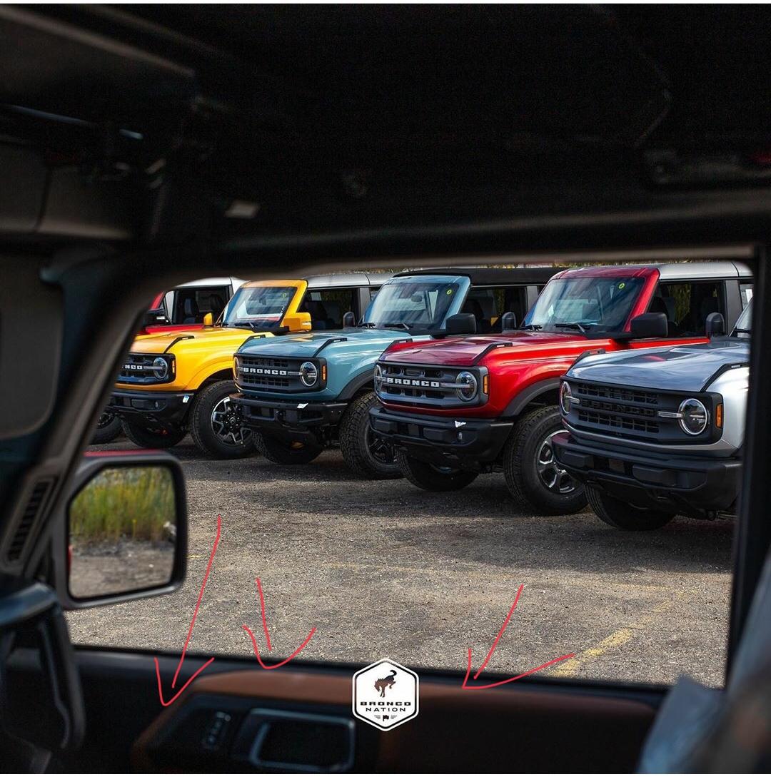 Ford Bronco Bronco lineup F1471735-164E-4E53-AA6C-D25F5965A42D