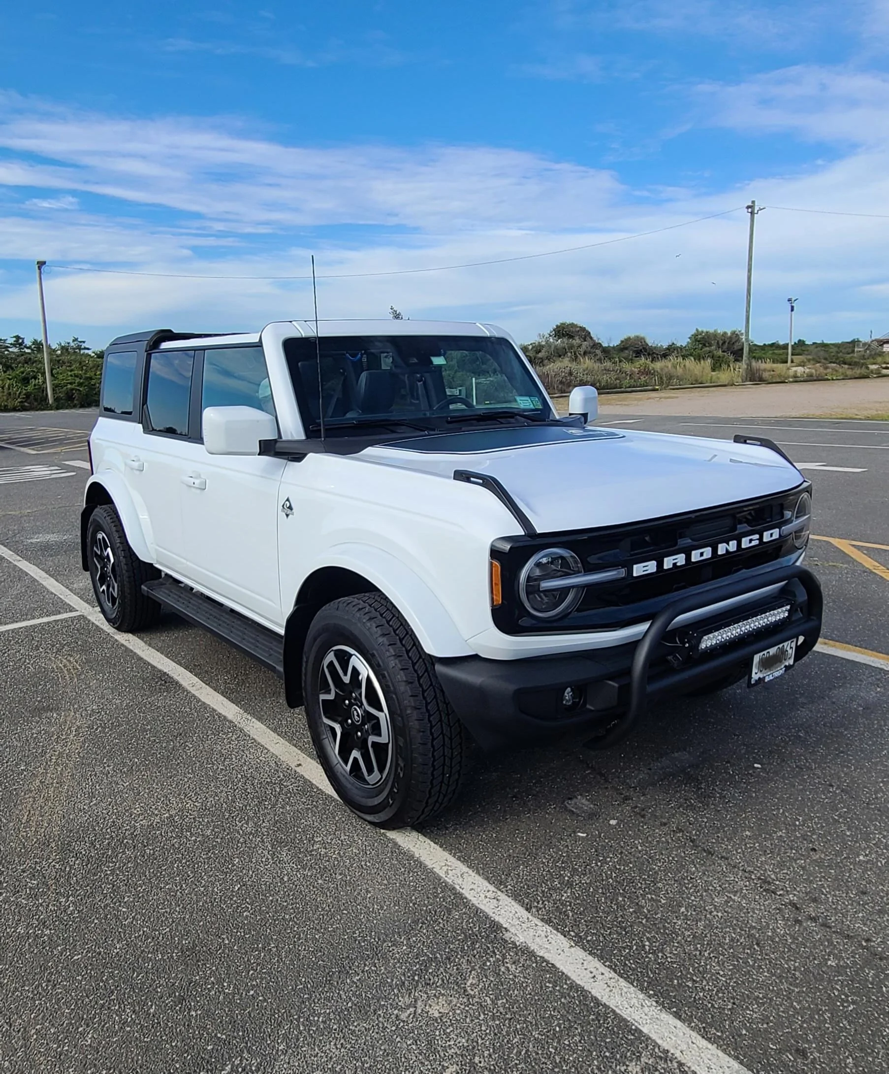 Ford Bronco Ok to only remove front and 2nd row panels? 20220814_171531