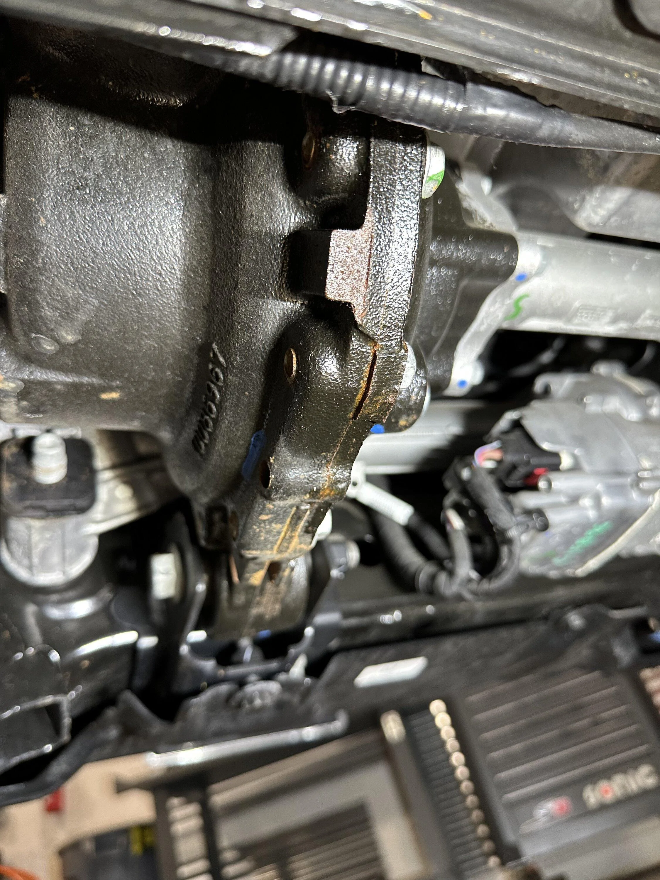Ford Bronco Imploded front diff and transfer case DD15FDC8-4FD4-41D7-8370-5524FF5A96EC
