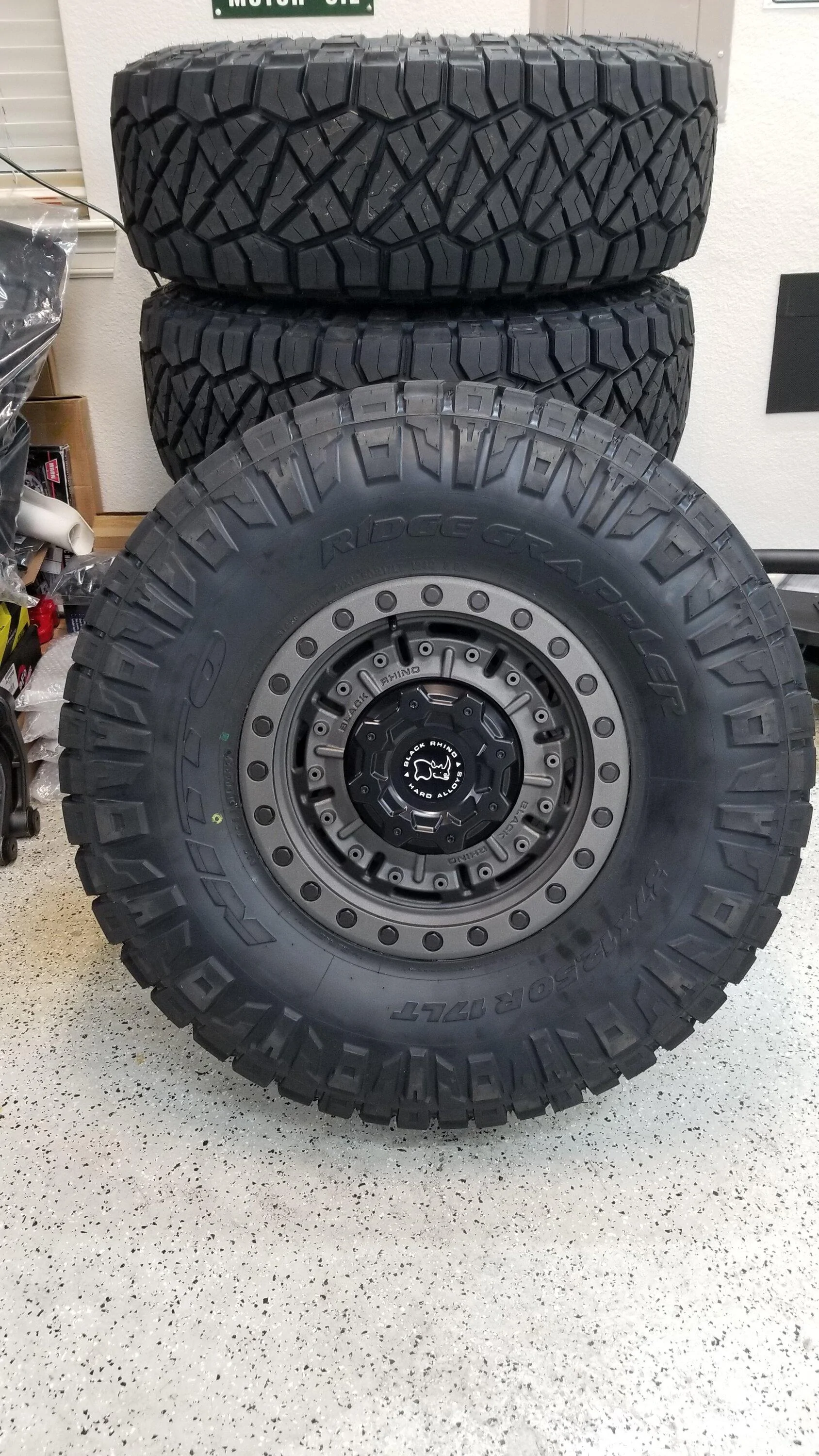 Ford Bronco Show me your broncos on 37’s… 37's