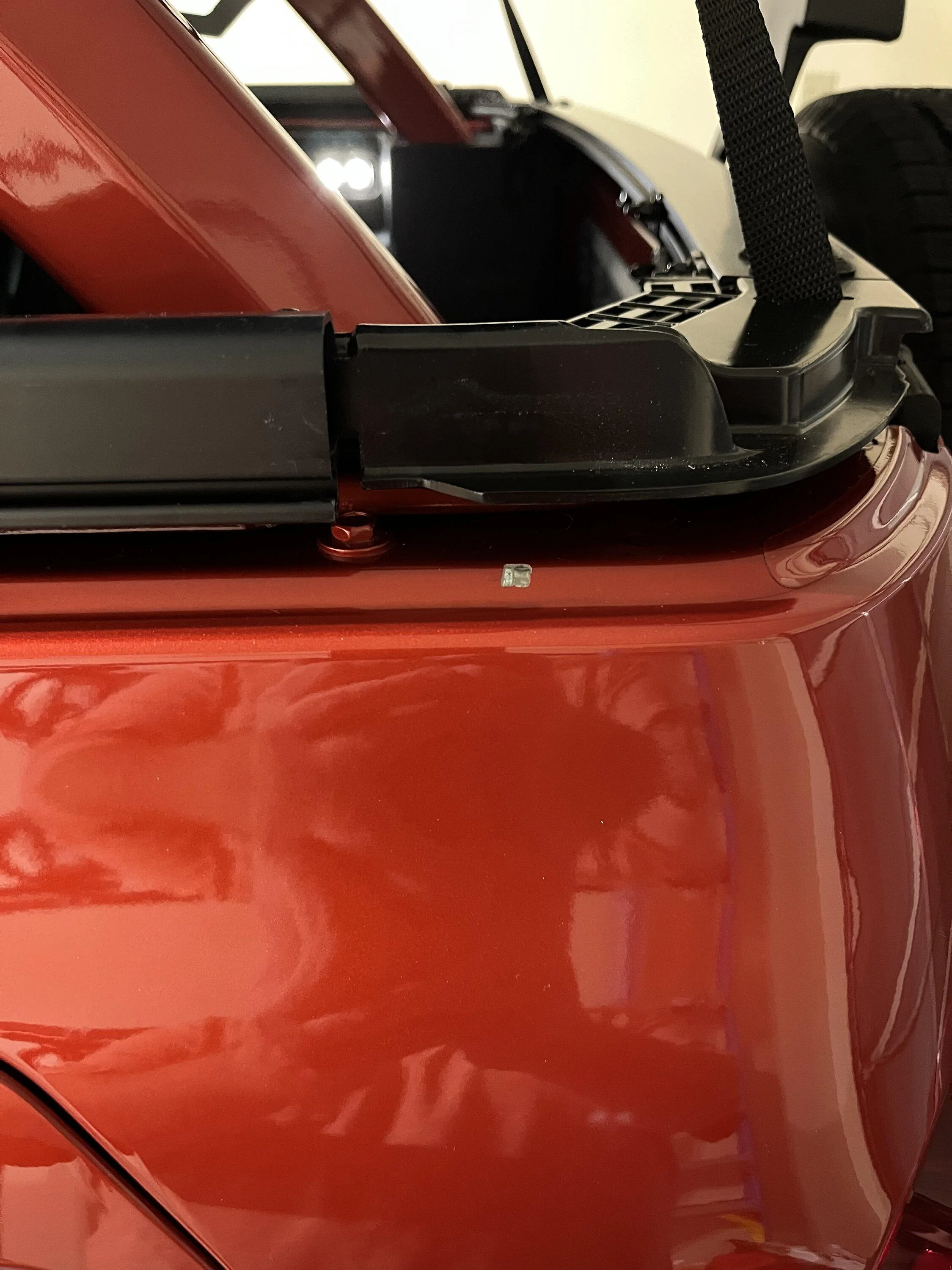 Ford Bronco Soft top Rubbing rear paint 5D5EDF88-524F-4C55-BF82-87B7102E5B0E