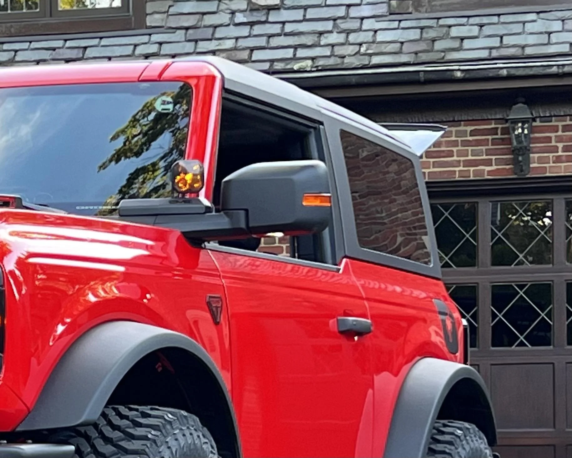 Ford Bronco Side mirrors turn indicators is it a Lux package item? D1B288BB-5B76-4658-8880-23638F1652E2
