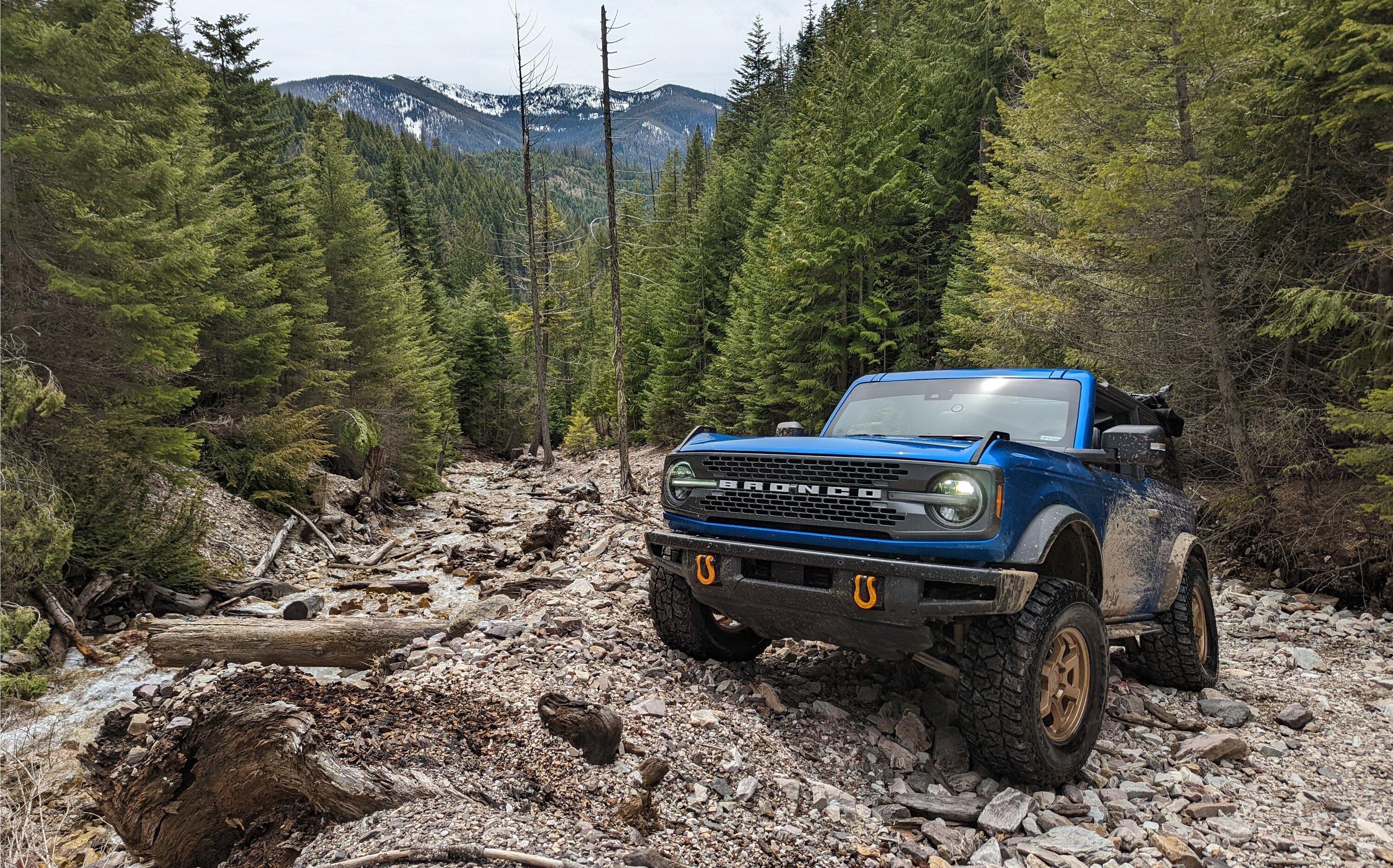 Ford Bronco Dirt Everyday - pickup Bronco PXL_20