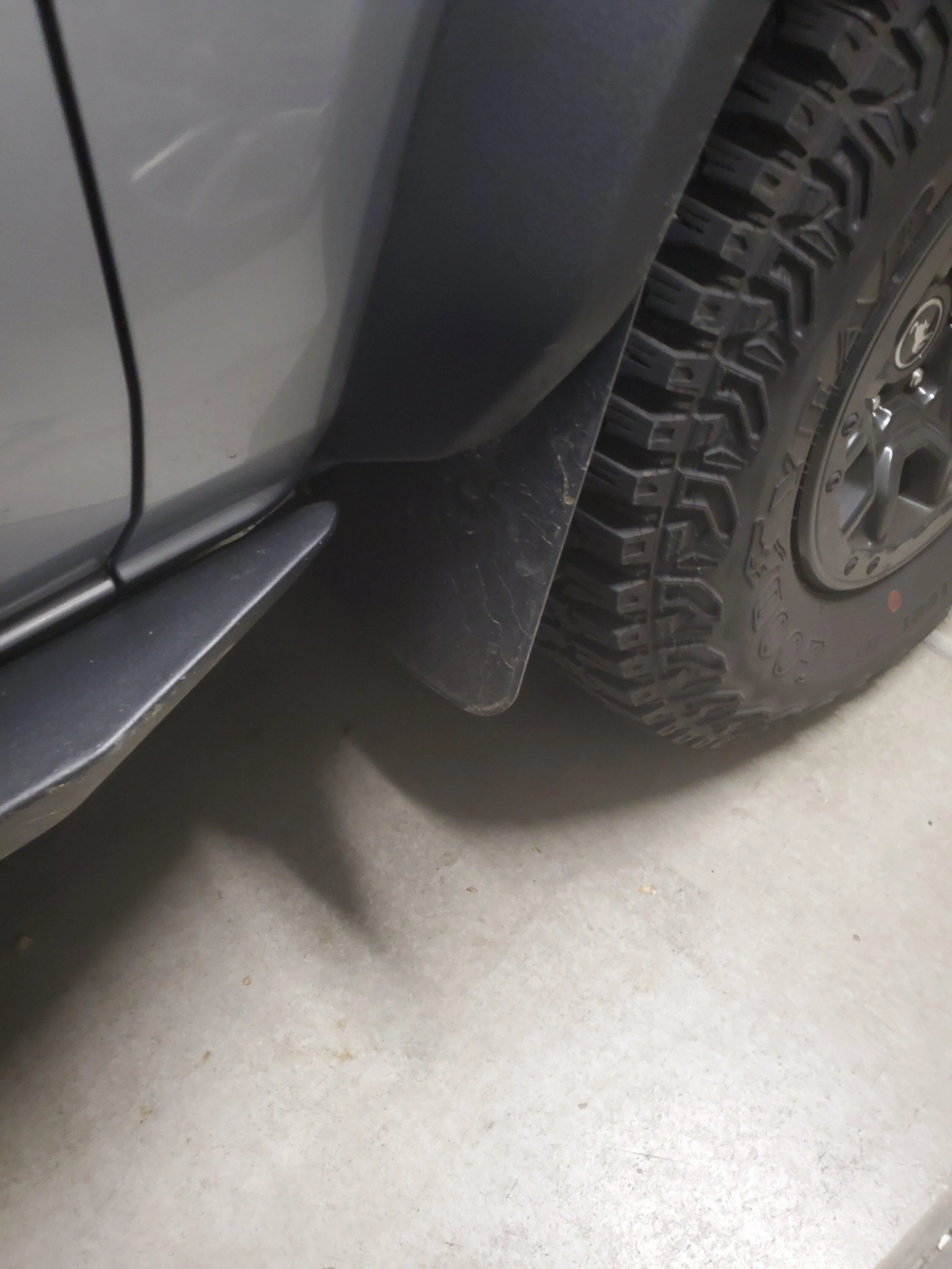 Ford Bronco 23 Wildtrak mudflap 20230108_071822