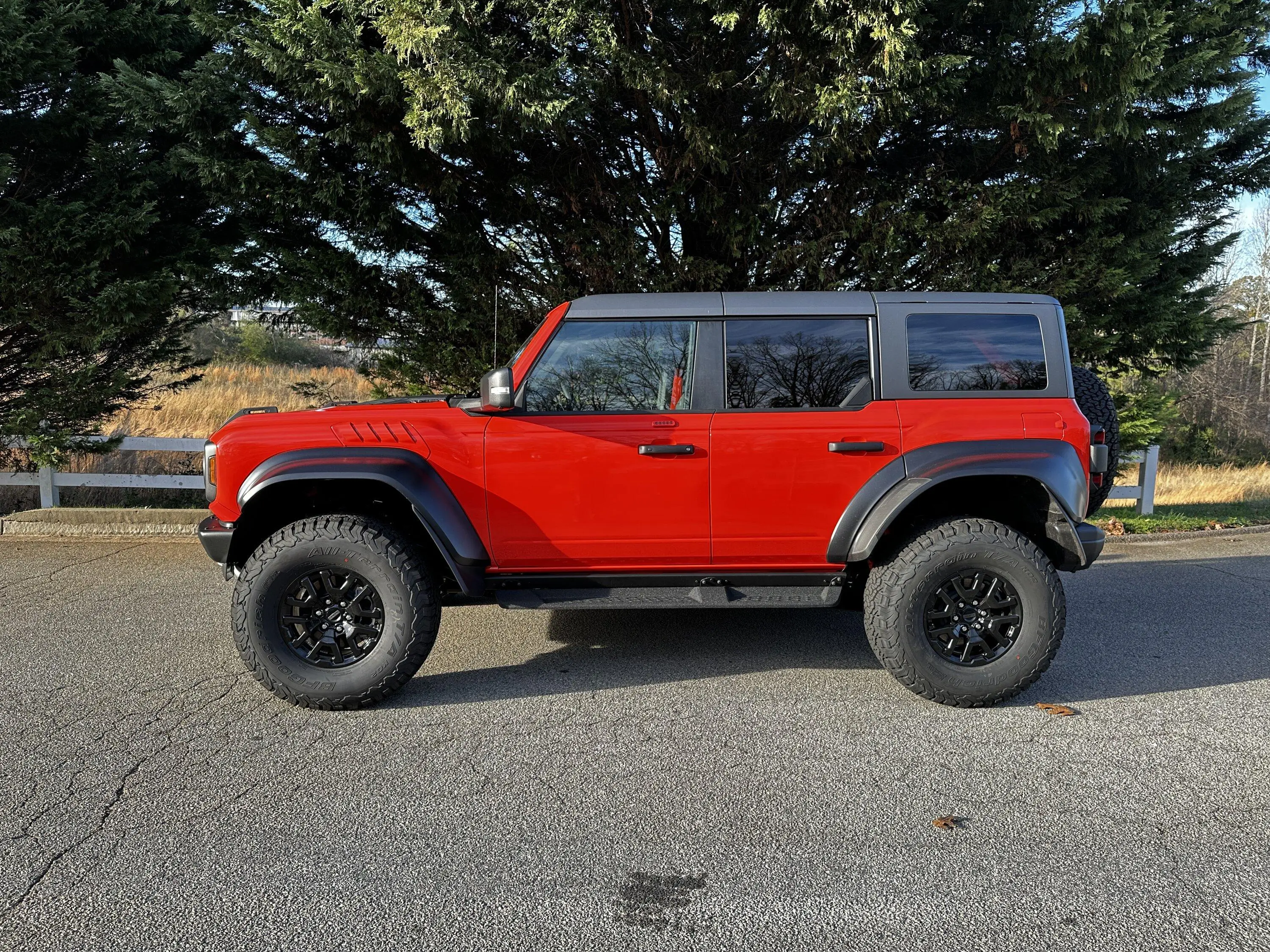 Ford Bronco 22’ Bronco Raptor - Code Orange 947BF68C-4E82-47CE-97A9-A30B71626381