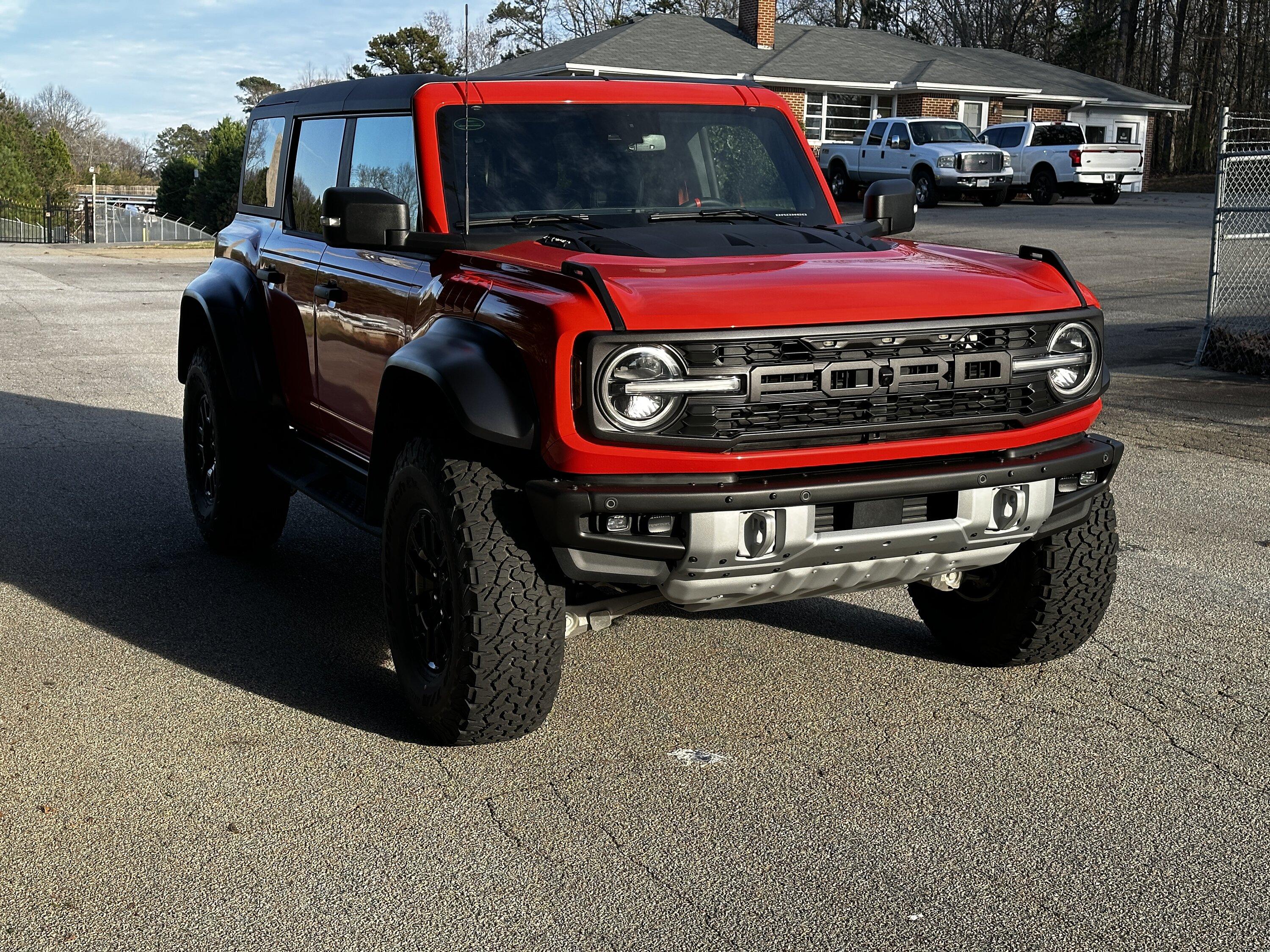 Ford Bronco 22’ Bronco Raptor - Code Orange ABE2DA57-F9F4-48B9-8980-930E3FC5AD2C