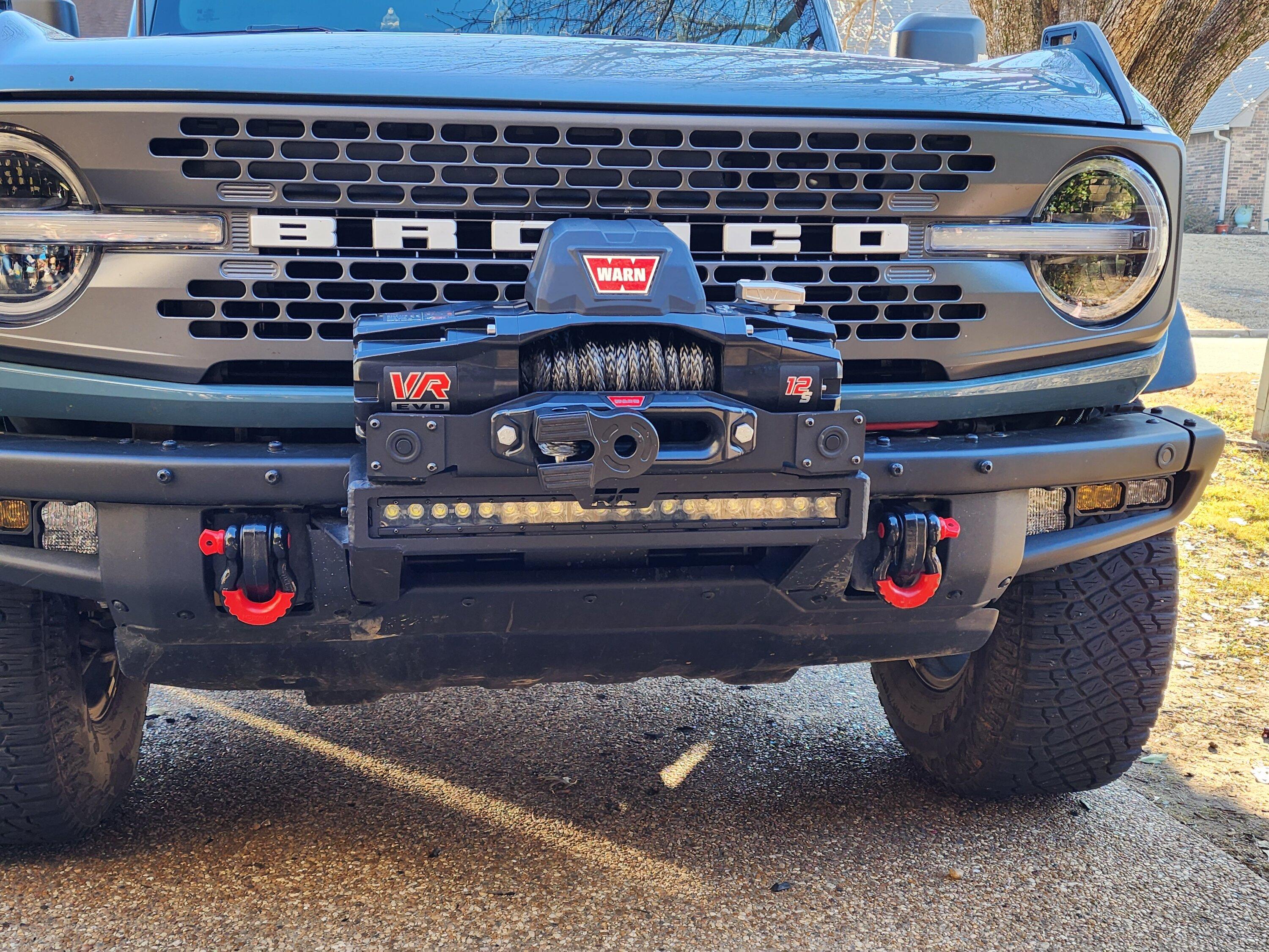 Ford Bronco High Mount Rough Country Winch 20230108_150355