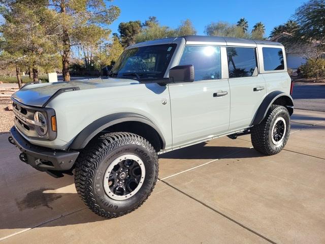 Ford Bronco CACTUS GRAY Bronco Club 045DAF0E-816A-48E7-AF5E-E308B856A1BA