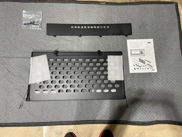 Ford Bronco Folding Swing Gate Table - VM2DZ78407A99A - $190 tt6