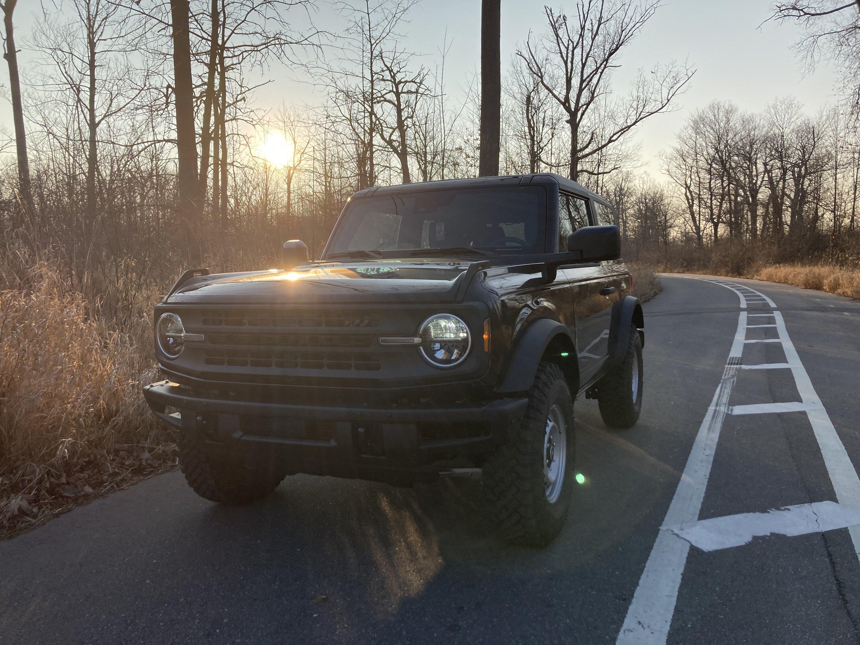 Ford Bronco SHADOW BLACK Bronco Club 9C8CED90-5A0D-41BD-8FEE-4374F078C99C