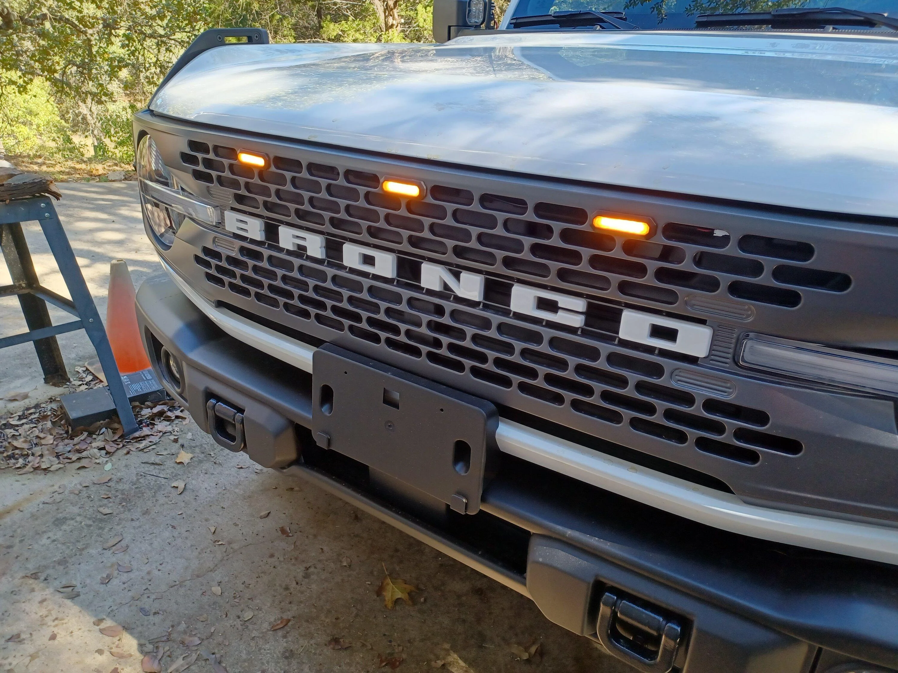 Ford Bronco Changed Badlands to Raptor Grille 20221127_125554