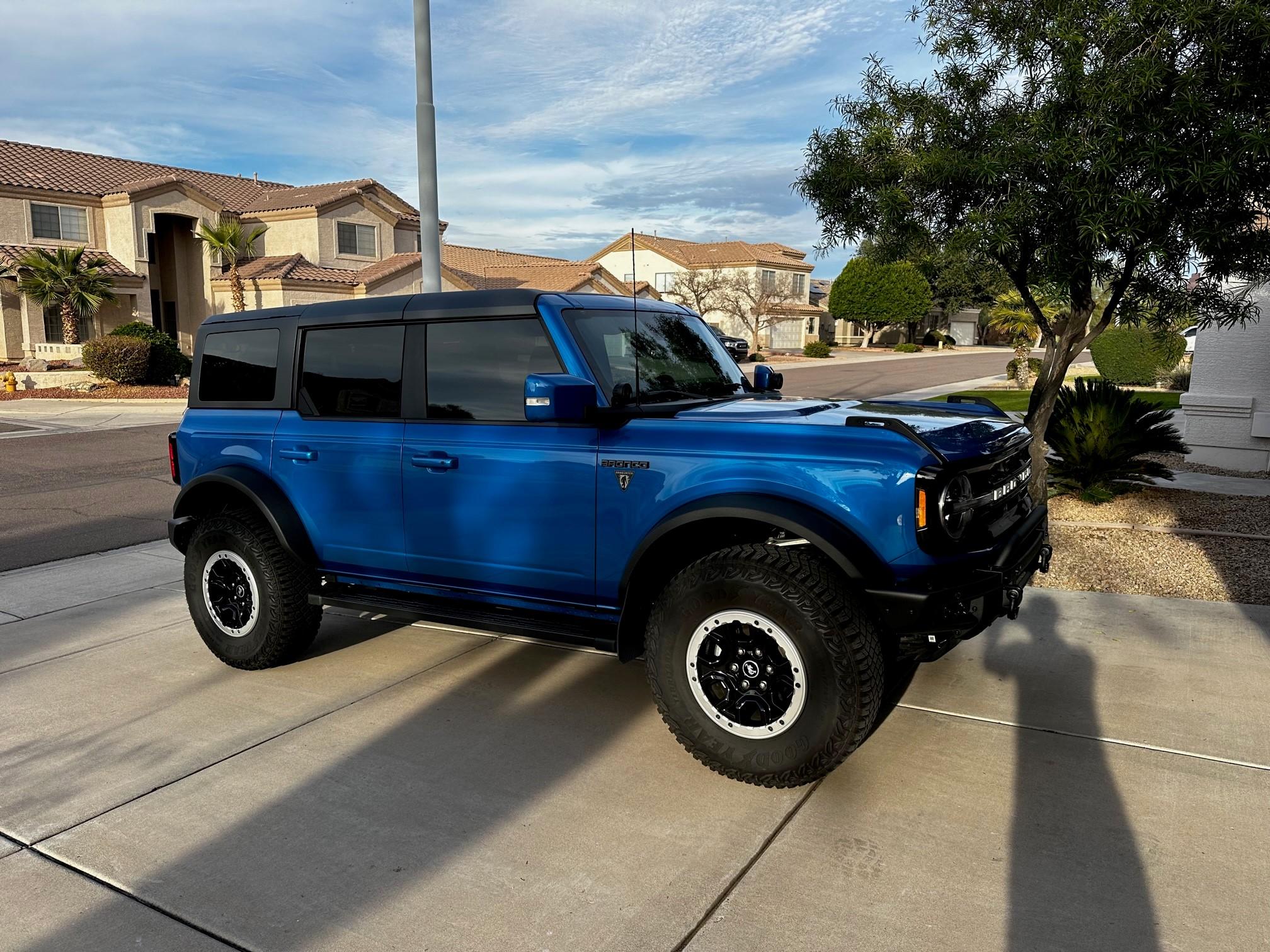 Ford Bronco Rough country ditch lights installed 2