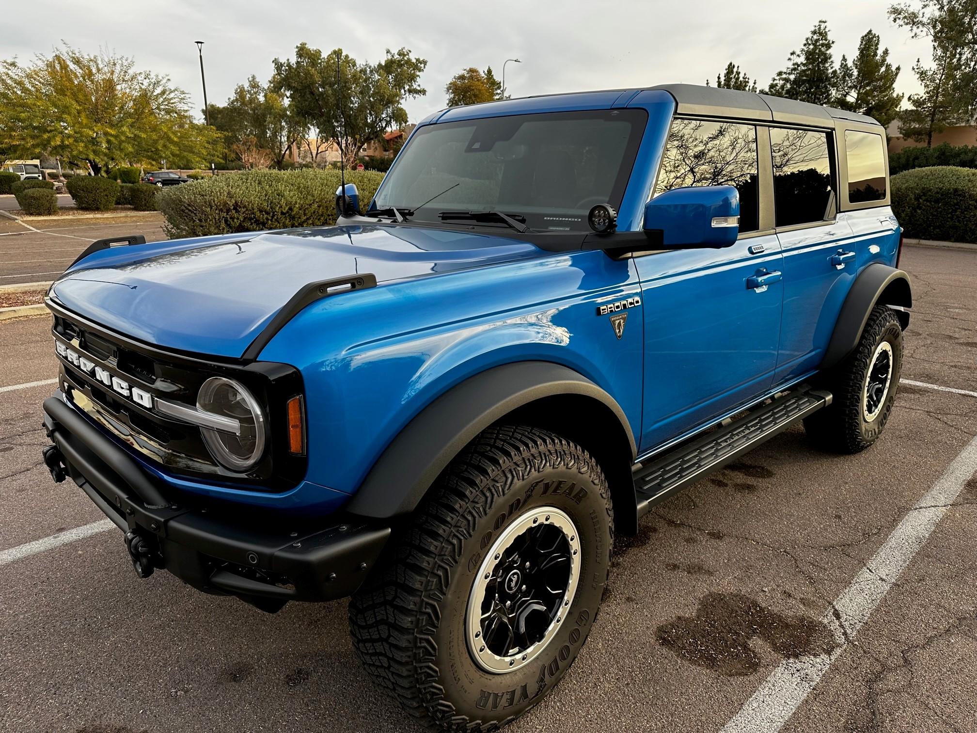 Ford Bronco Rough country ditch lights installed 2.2