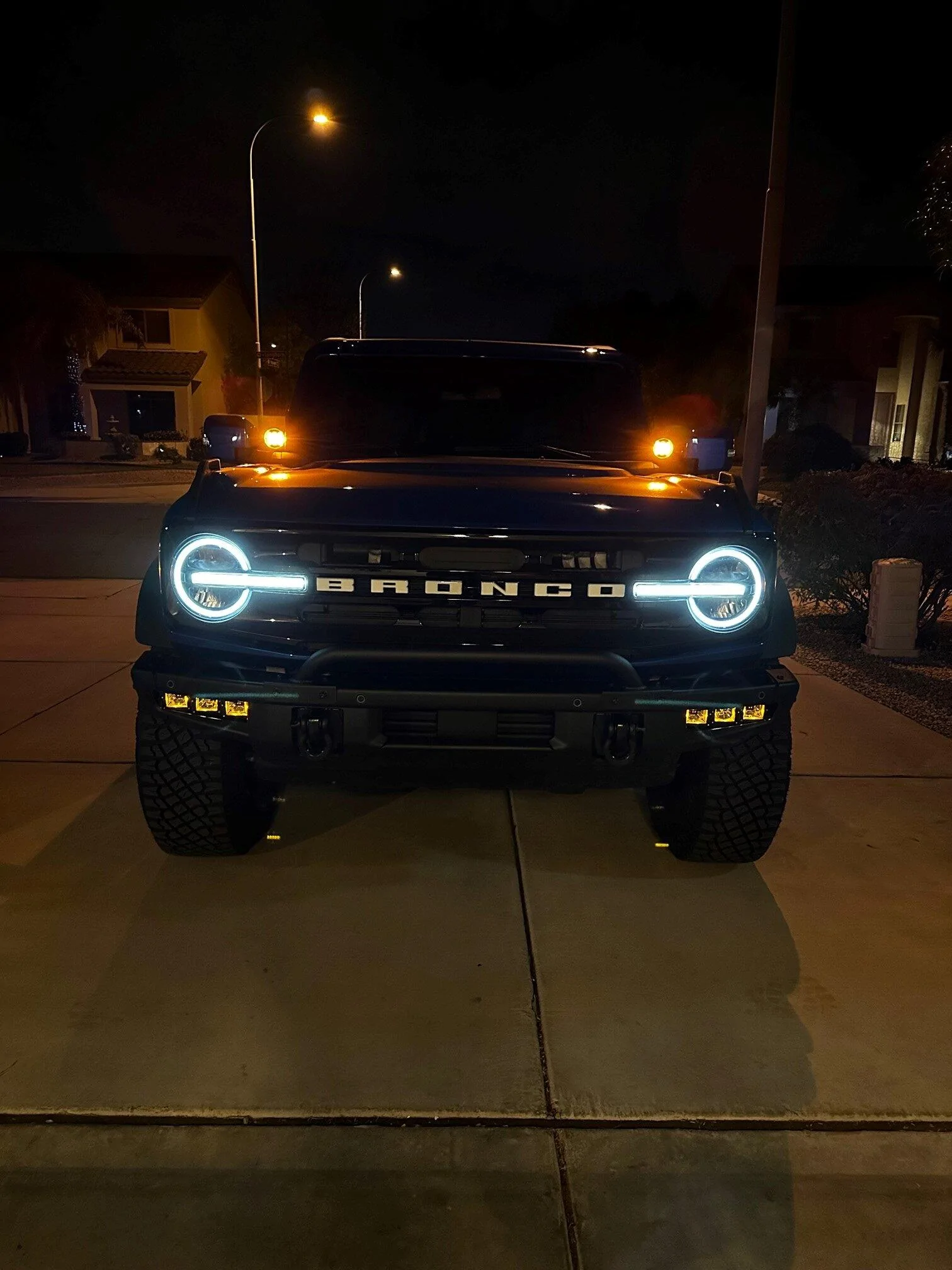Ford Bronco Rough country ditch lights installed 2.6