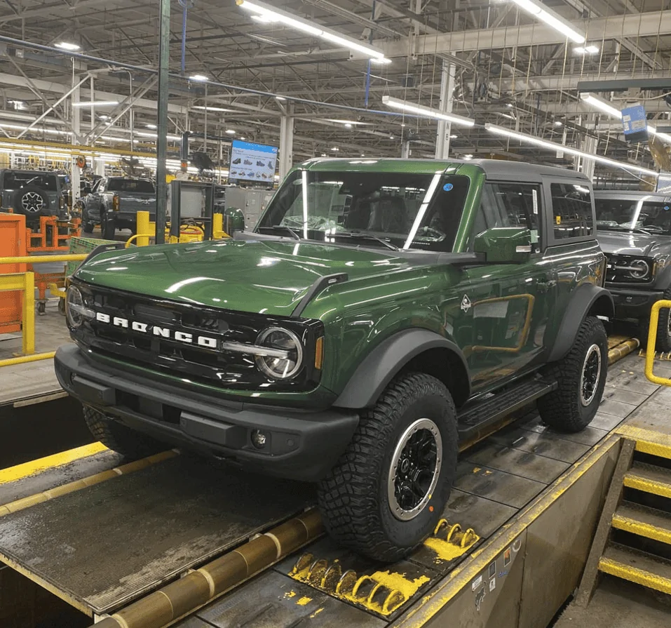Ford Bronco 11/28/2022 Build Week 1673393665477