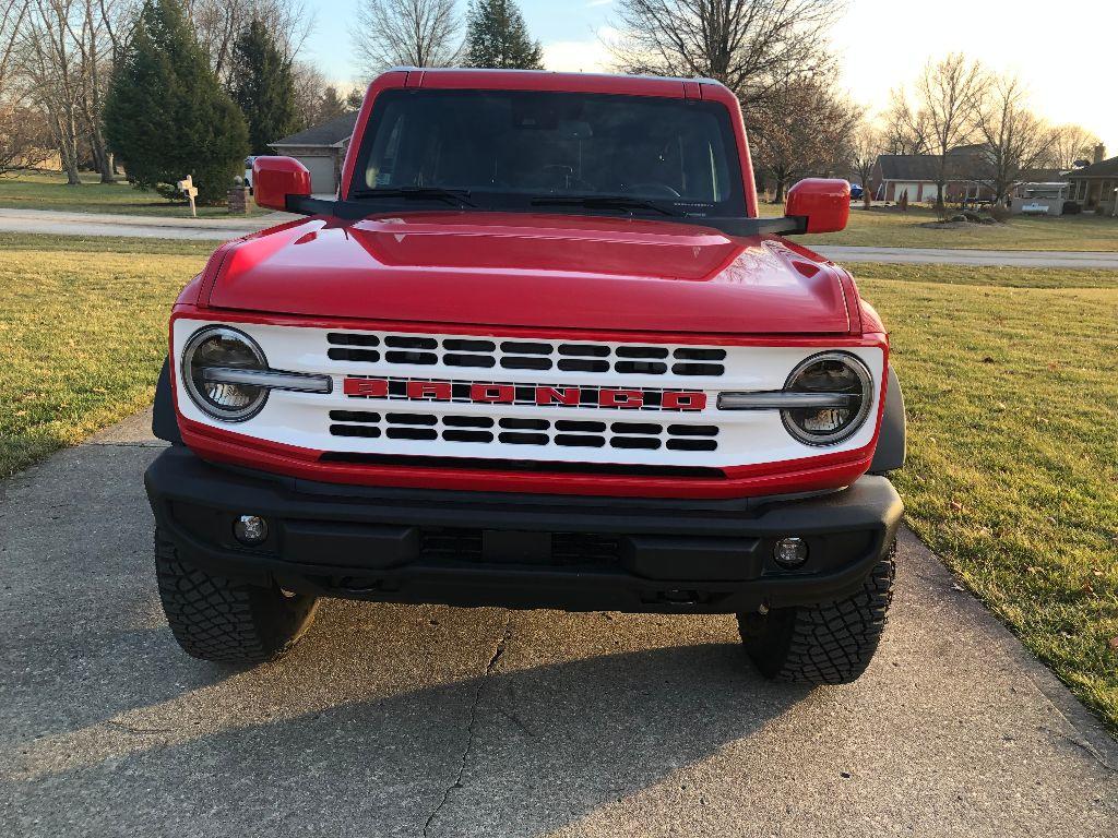 Ford Bronco RACE RED Bronco Club BB3