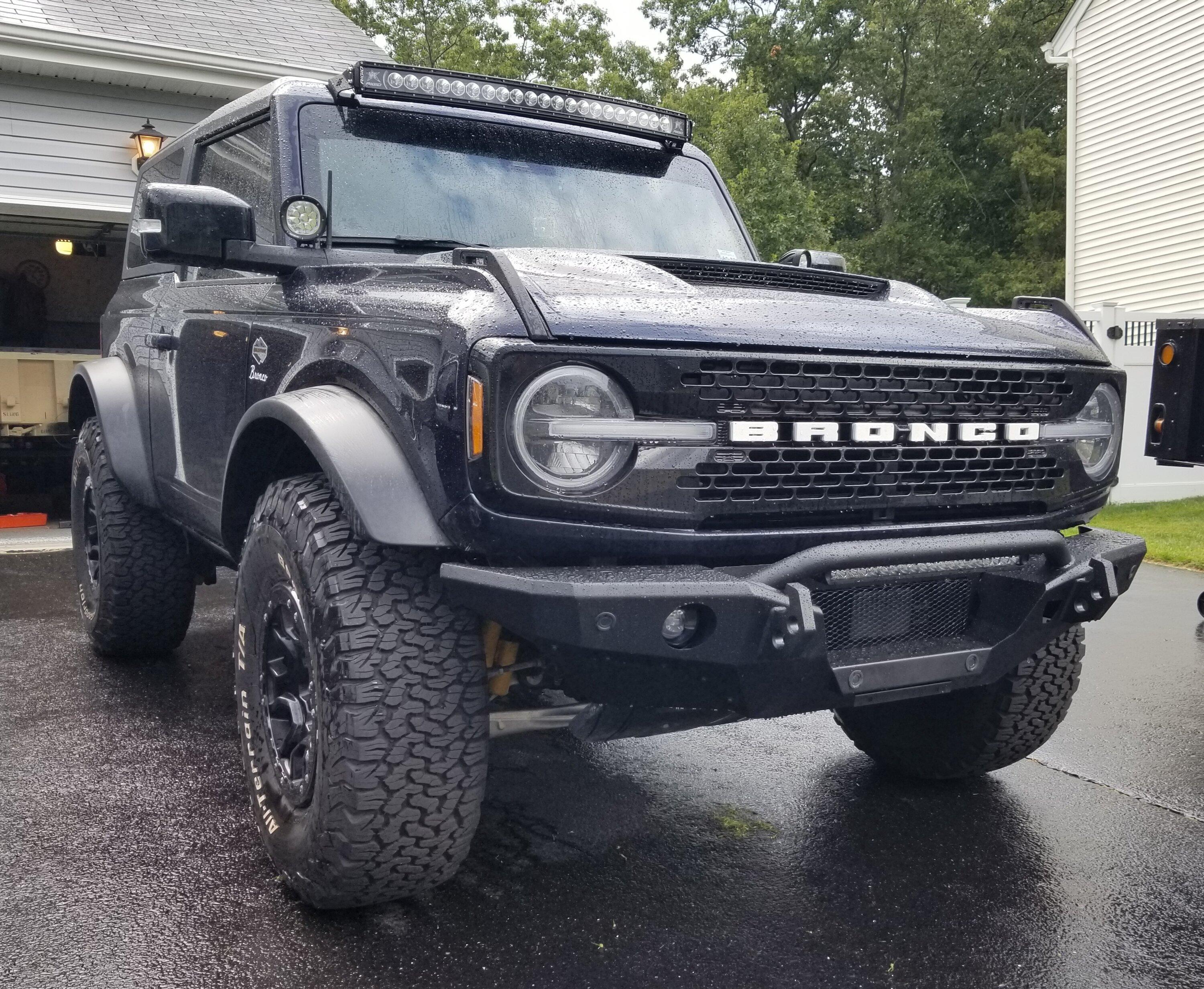 Ford Bronco HAVOC Steel Bender Front Bumper Installed 20220926_010614