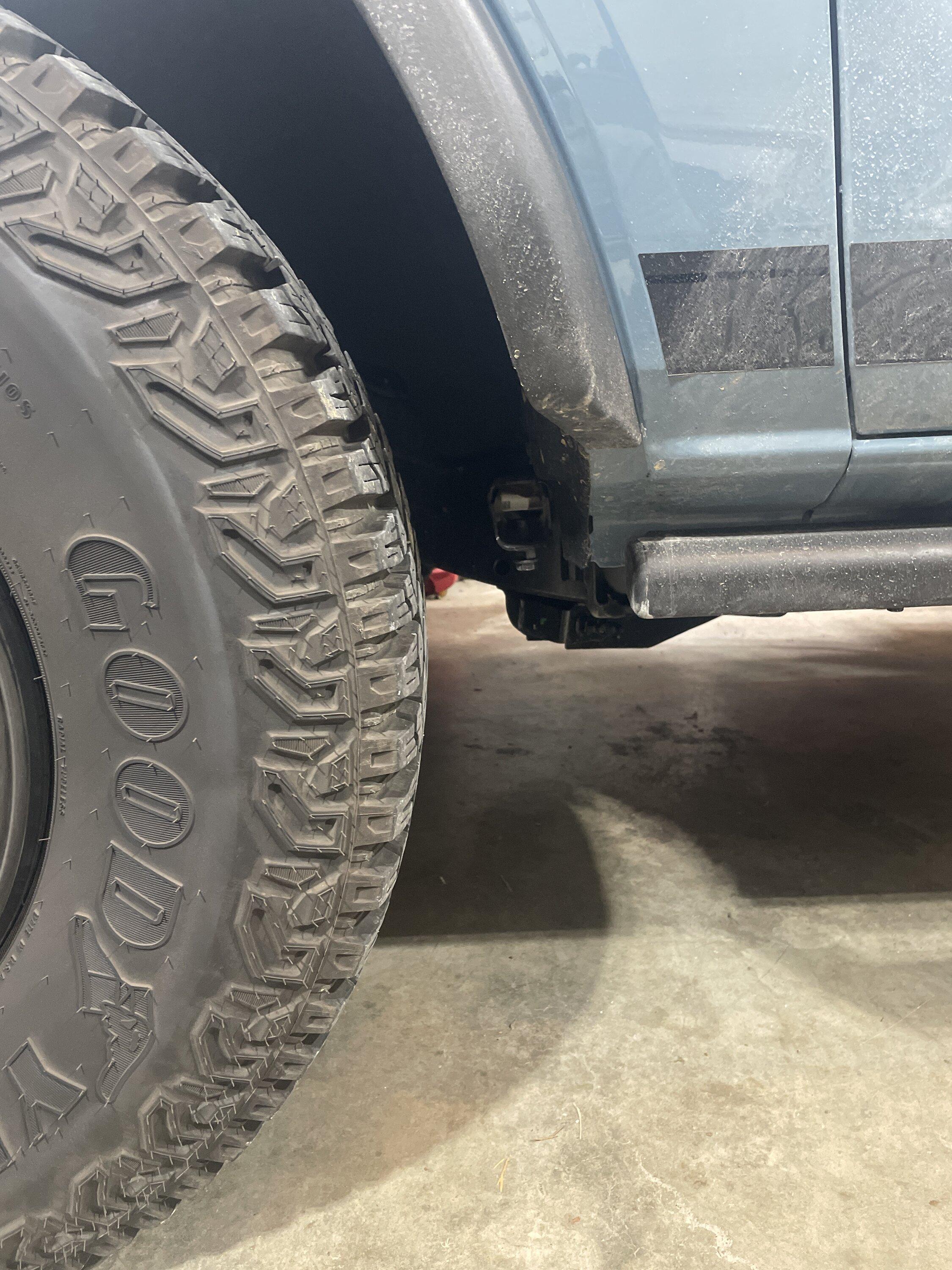 Ford Bronco Removeable Hoop Steps image