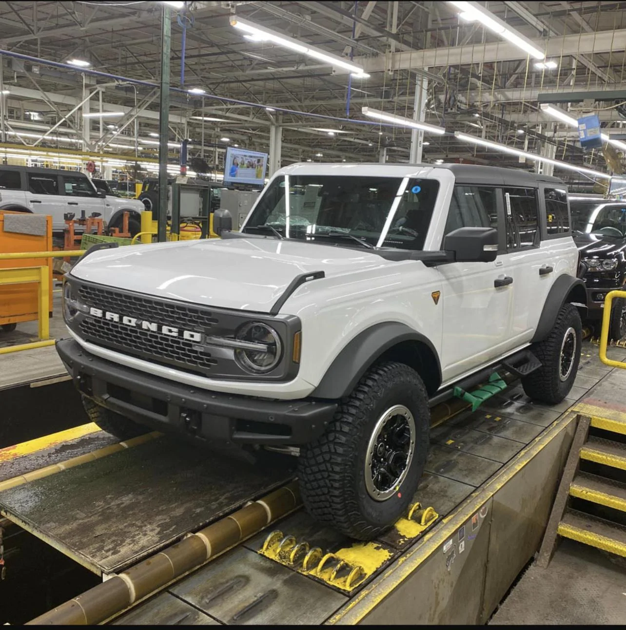 Ford Bronco 12/5/2022 Build week with spreadsheet 714B094C-A52A-43F4-A2DA-0BE5780AC6EC