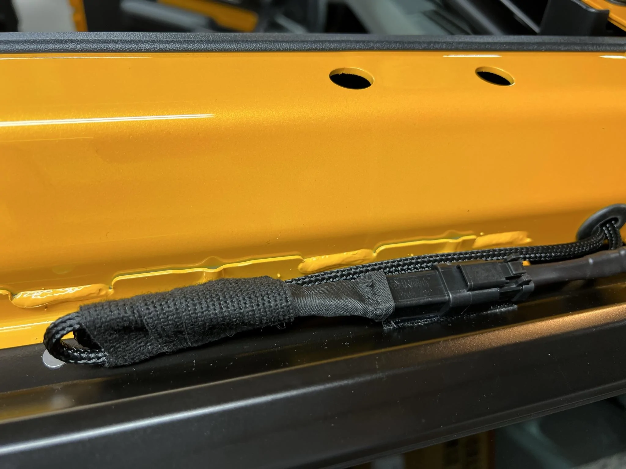 Ford Bronco Removable Roof Light Bar Wiring Solution IMG_5115