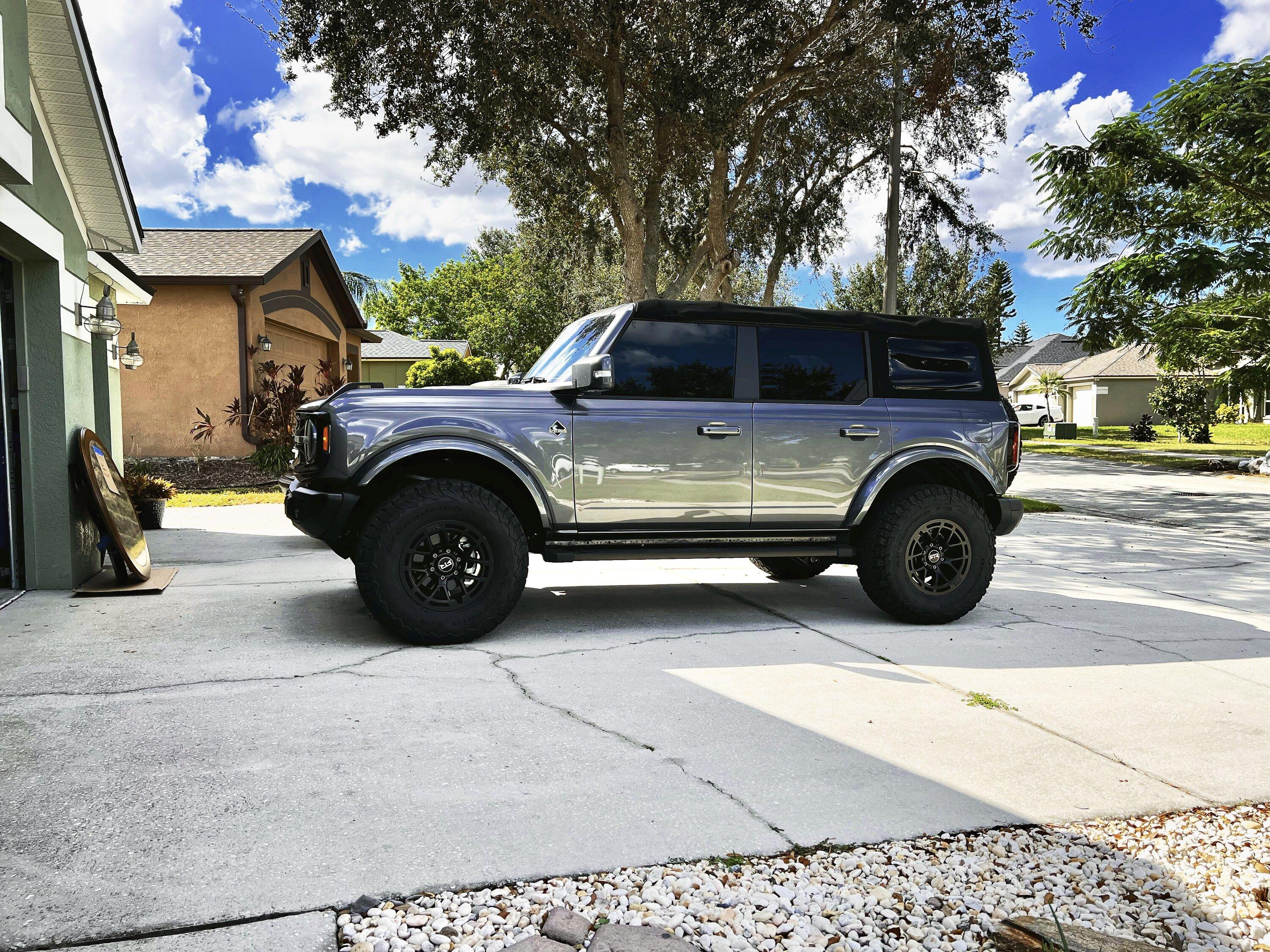 Ford Bronco Tint reference gallery -- post your Bronco pics & specs 📸 😎 CE94E0B6-F1DE-4A74-B58B-83C321F15524