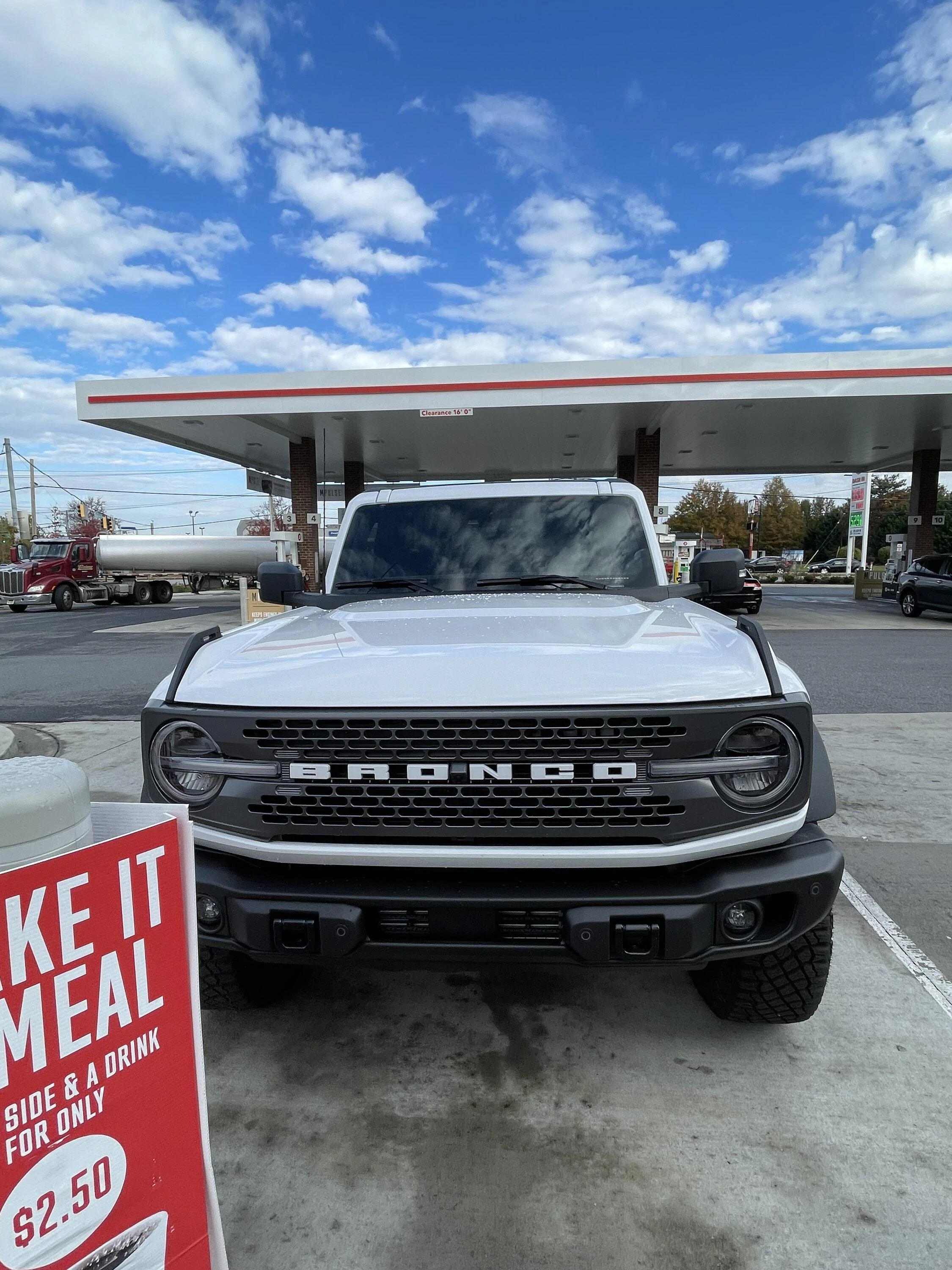 Ford Bronco Tint reference gallery -- post your Bronco pics & specs 📸 😎 64688933-3987-4492-8826-772972D993C7