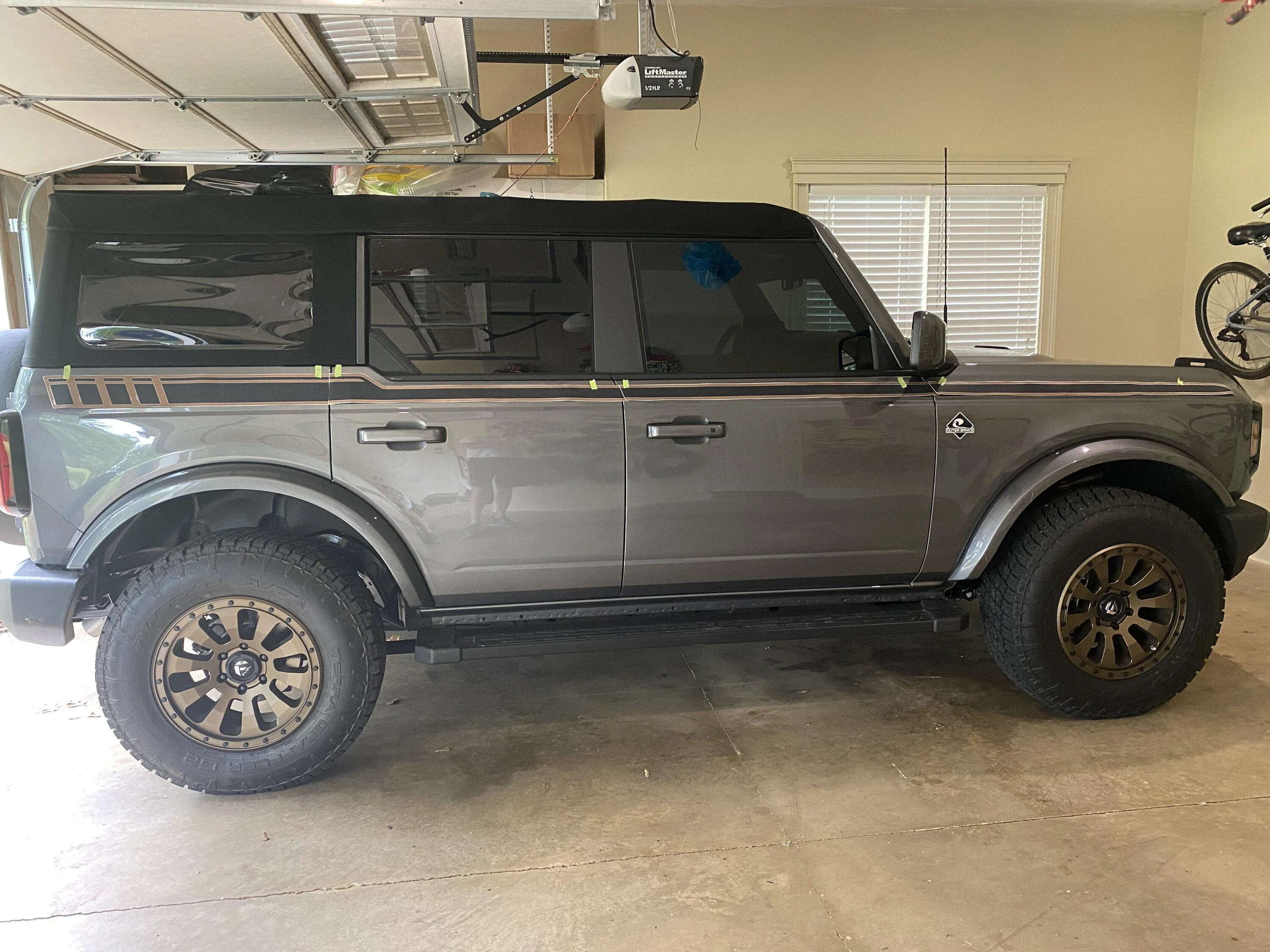 Ford Bronco Tint reference gallery -- post your Bronco pics & specs 📸 😎 3BAA47D9-DD9D-4EEE-8097-AFAF2DCE023D