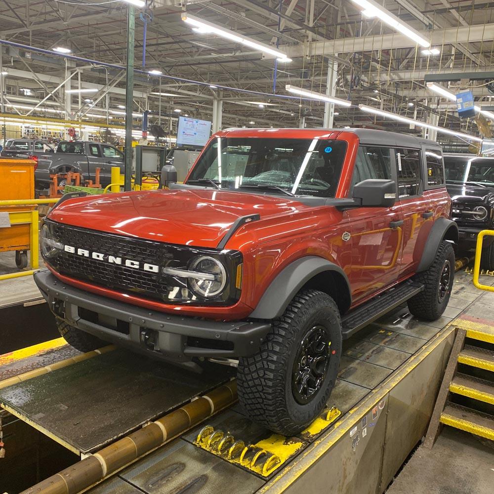Ford Bronco 12/12/2022 build week with spreadsheet Bronco Assembly Line Photo 