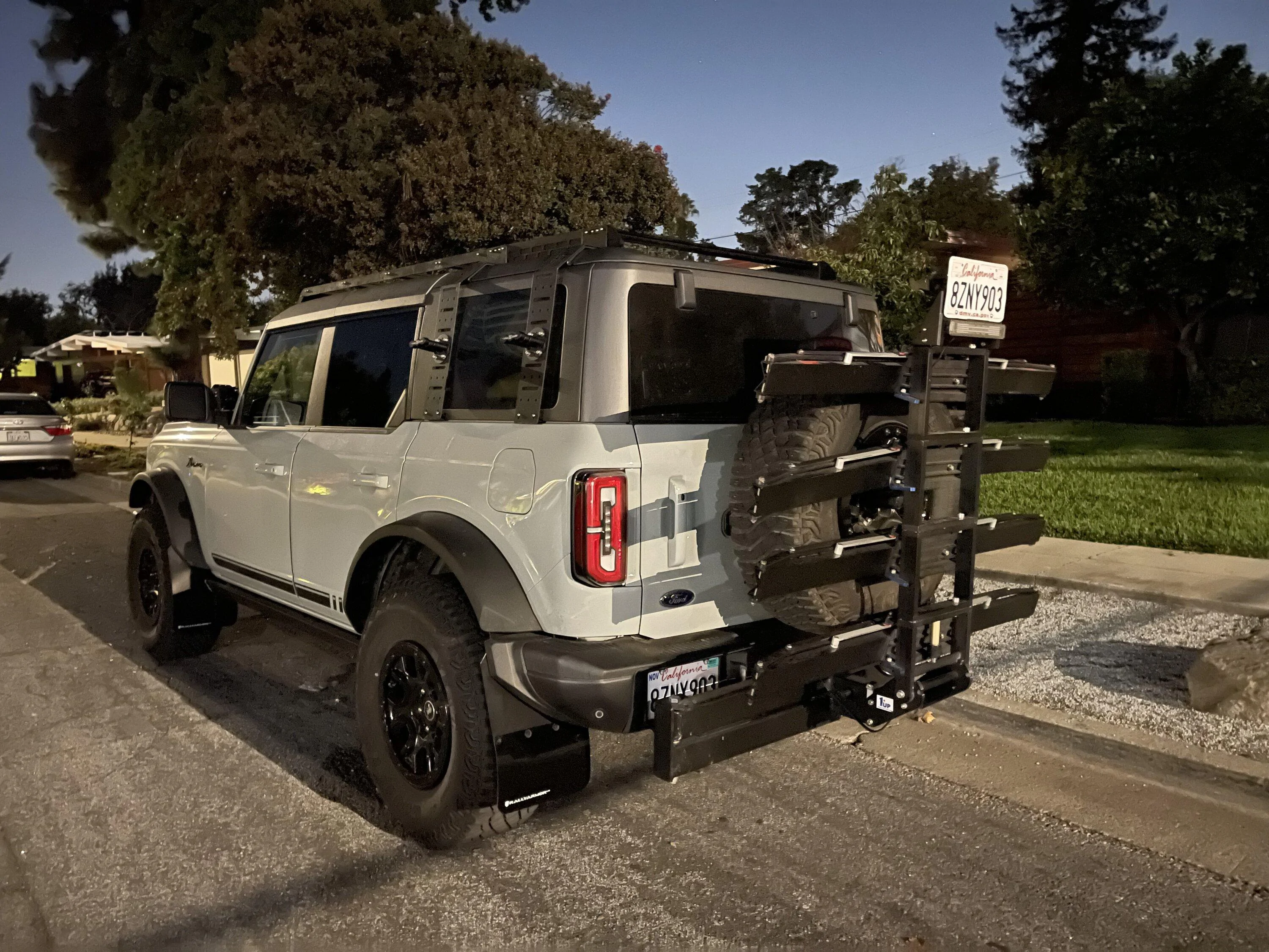 Ford Bronco Rakattach 2.0 vs Kuat Pivot V2 D5207E99-EB5F-4172-B8E2-39B646A39B54