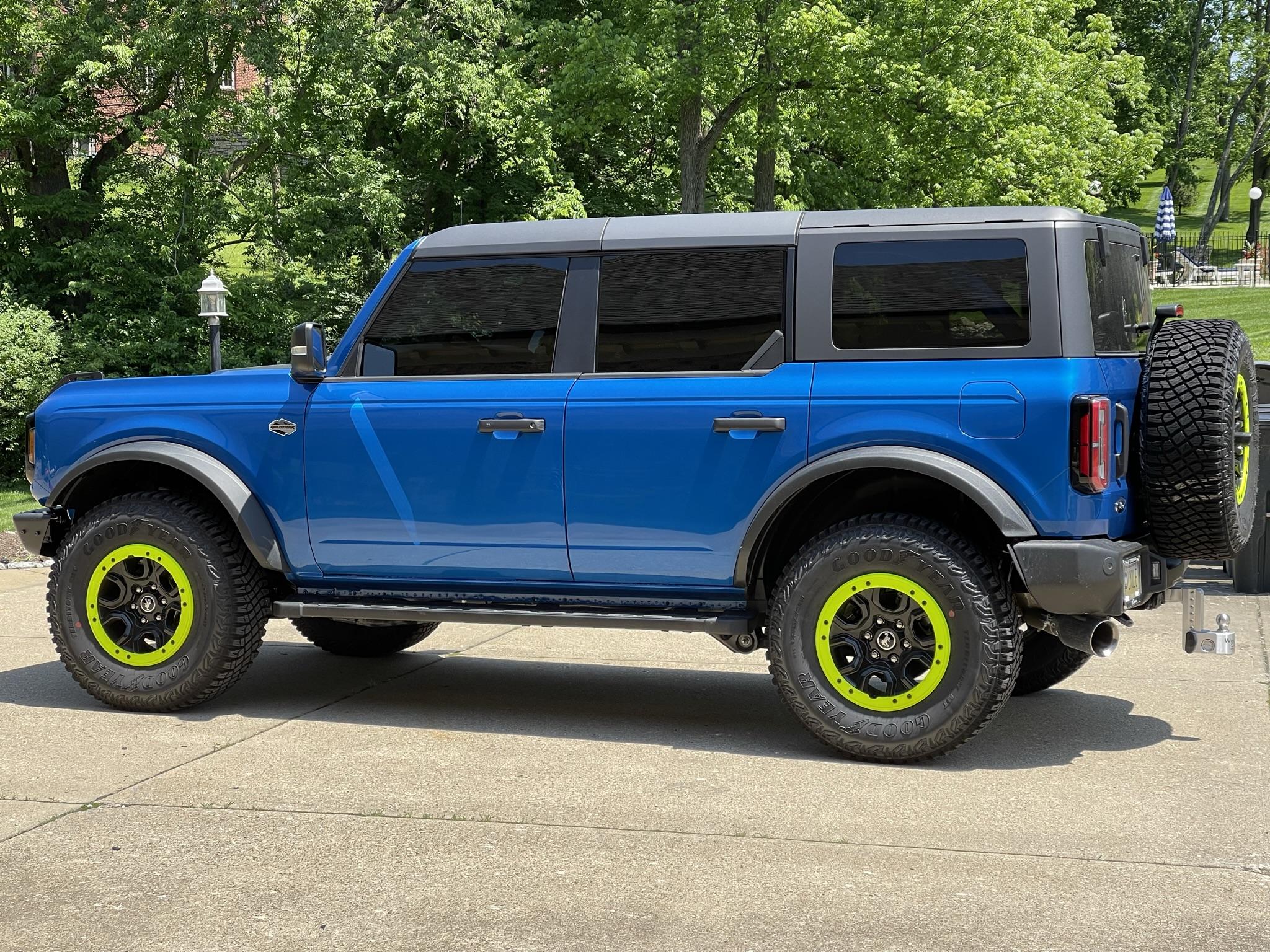 Ford Bronco found leak inside roof IMG_0525