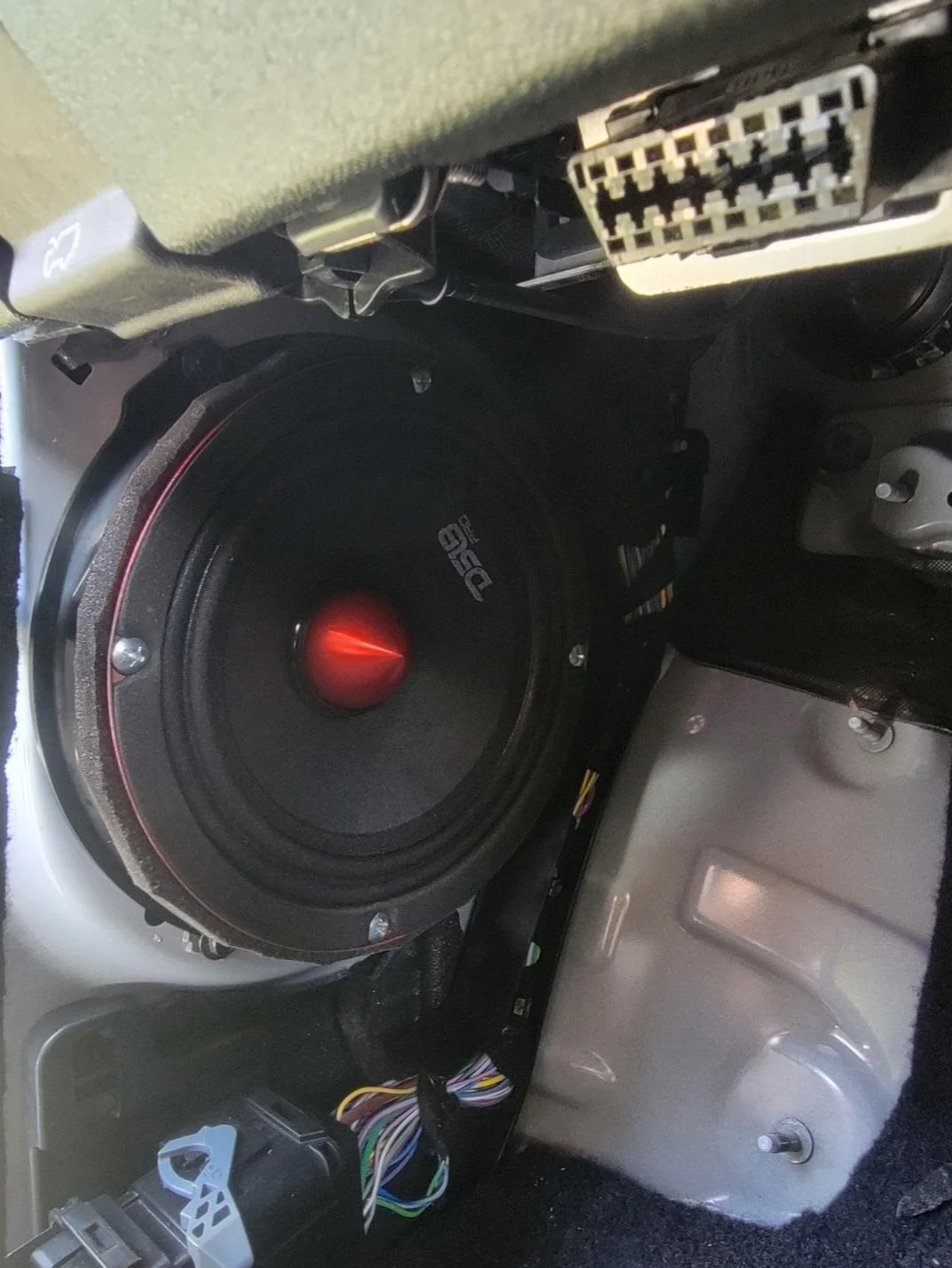 Ford Bronco Subwoofer and factory Install Screenshot_20220825-002111_Gallery