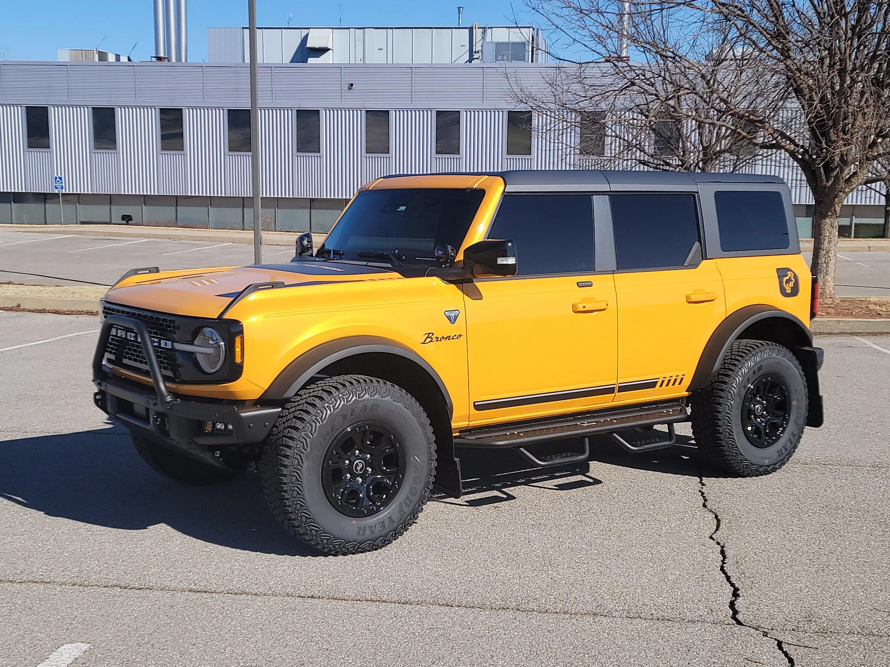 Ford Bronco CYBER ORANGE Bronco Club 20220212_143314