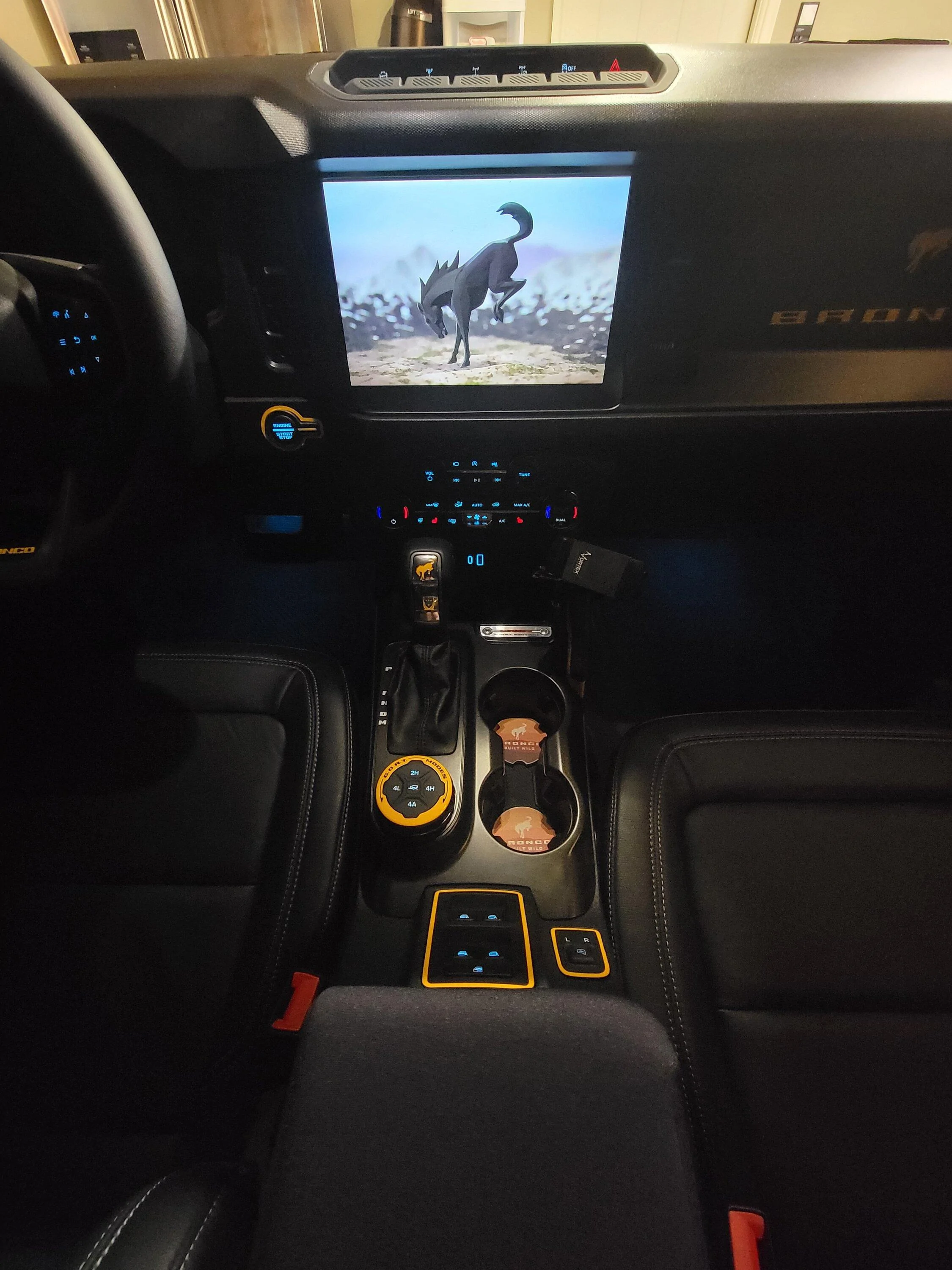 Ford Bronco CYBER ORANGE Bronco Club 20220212_171224
