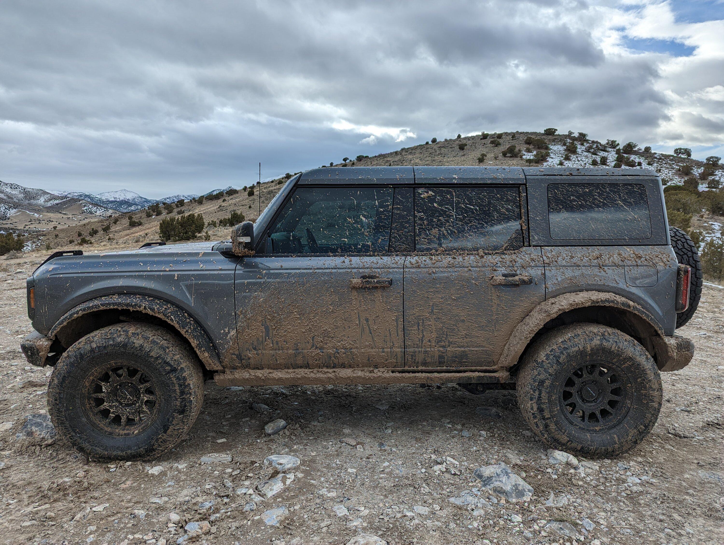 Ford Bronco What did you do TO / WITH your Bronco today? 👨🏻‍🔧🧰🚿🛠 PXL_20230114_221716072