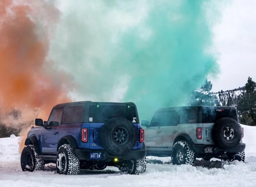 Ford Bronco Smoke and Snow. 2B1F40FF-F919-4F59-90F5-FC0D8D289140