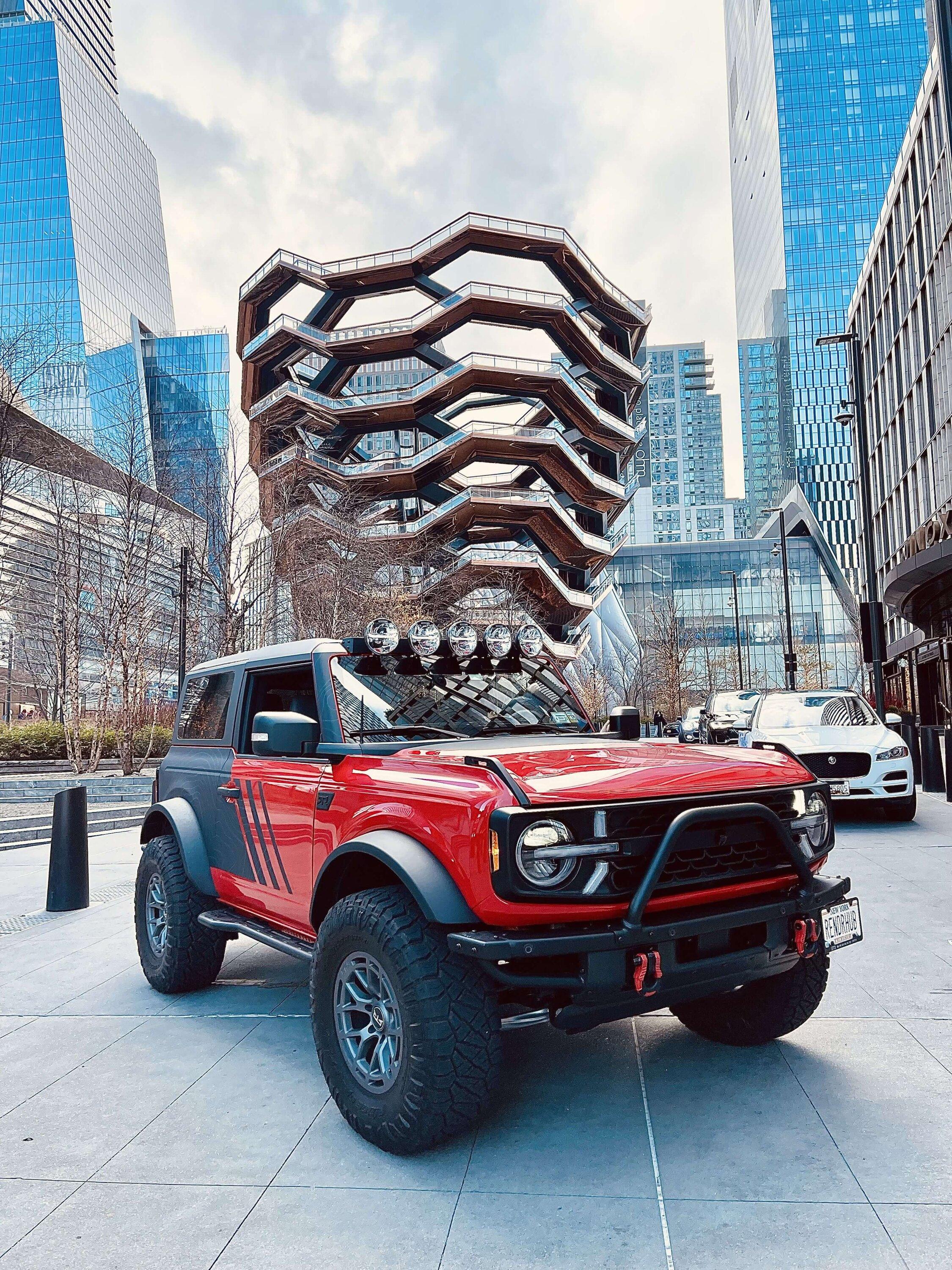 Bronco 04.jpg