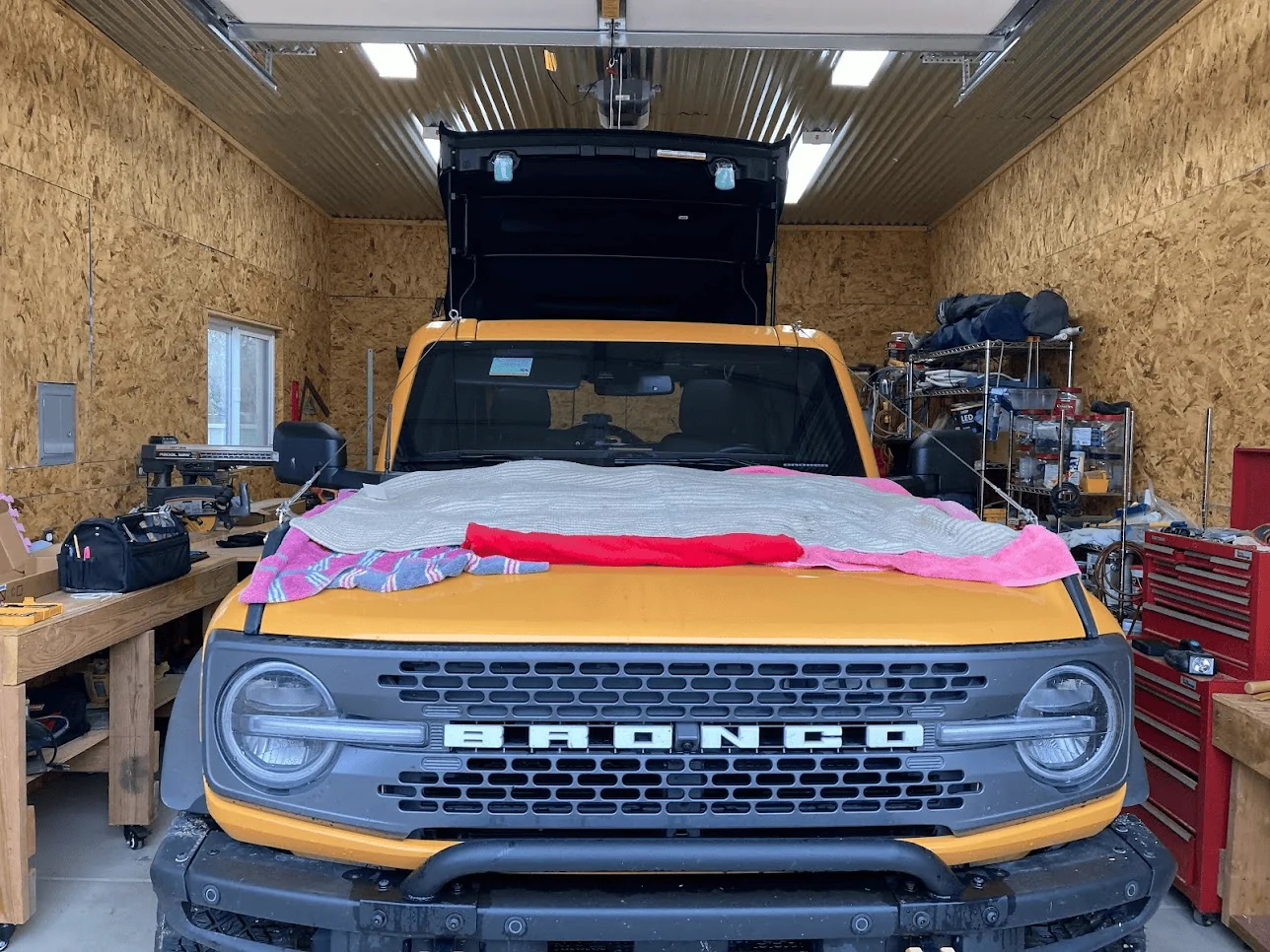 Ford Bronco Installed our Bestop Skyrider for Hardtop 1673896075486