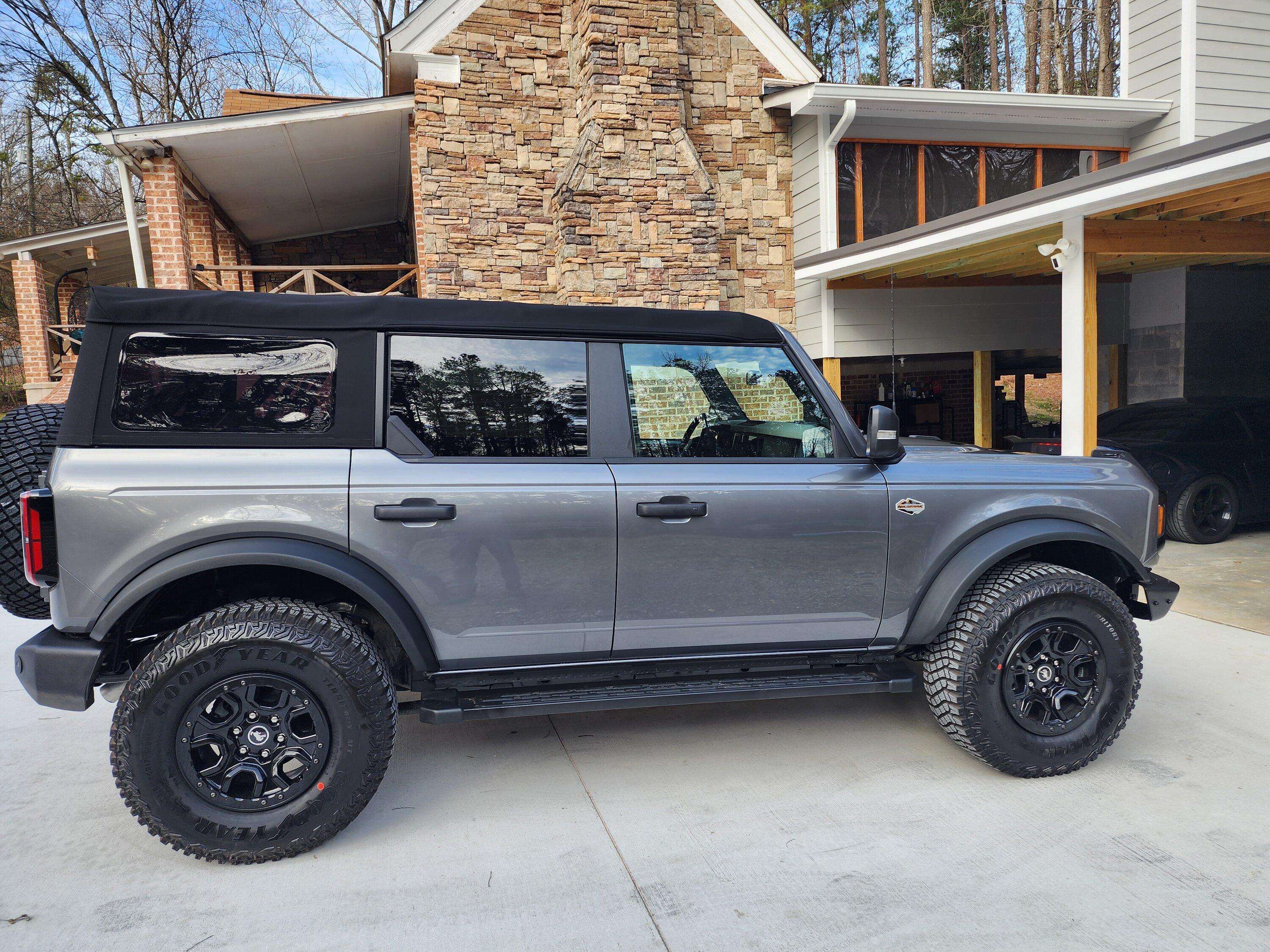 Ford Bronco 12/12/2022 build week with spreadsheet 20230116_152820