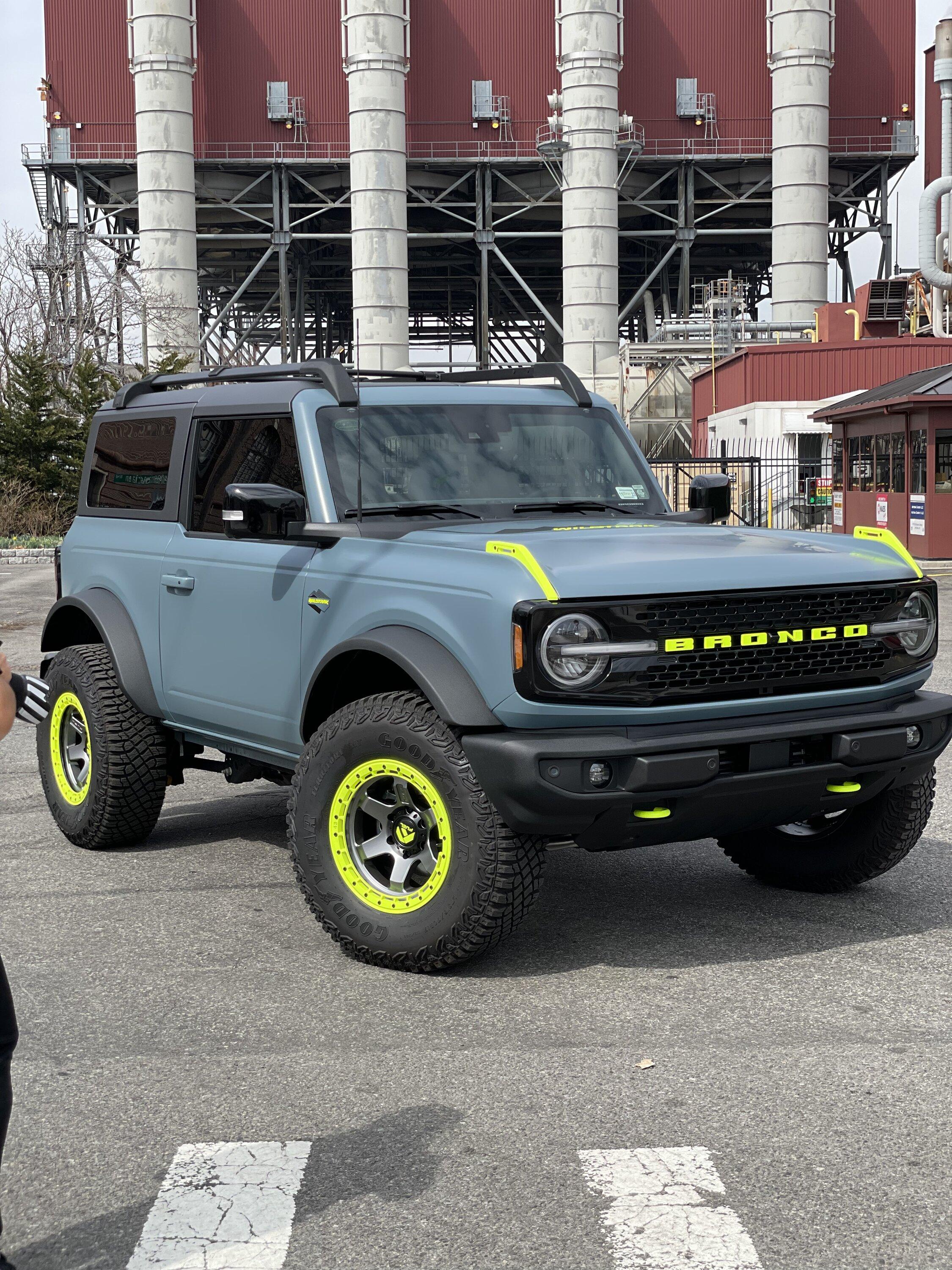 Ford Bronco Hi from NY 3FF91E87-C562-46D0-A77E-7BF6277F240D