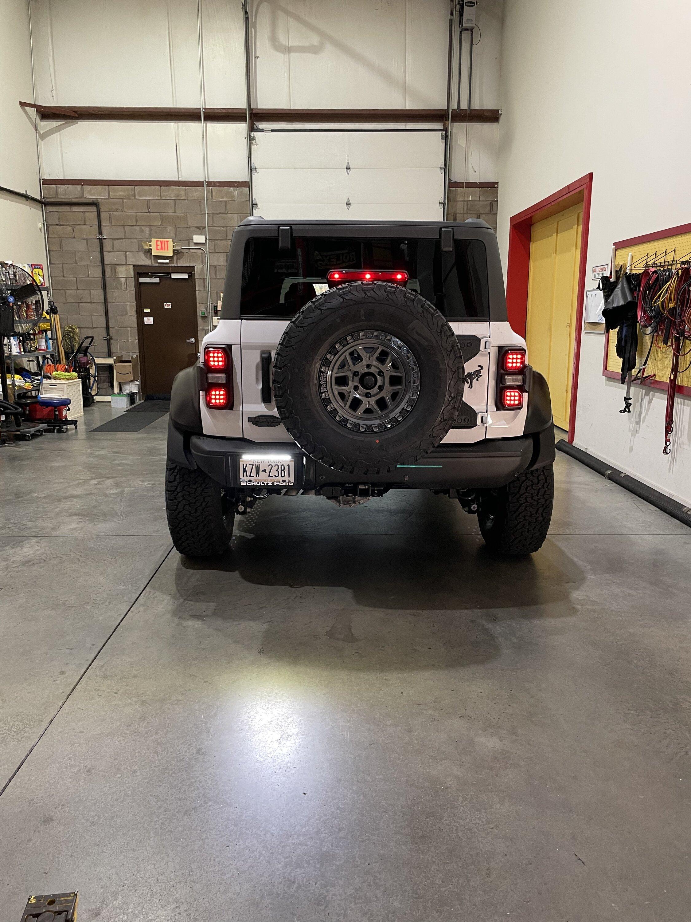 Ford Bronco Hi from NY 3102E789-01A4-47F9-97CA-EDAB4EC0A570