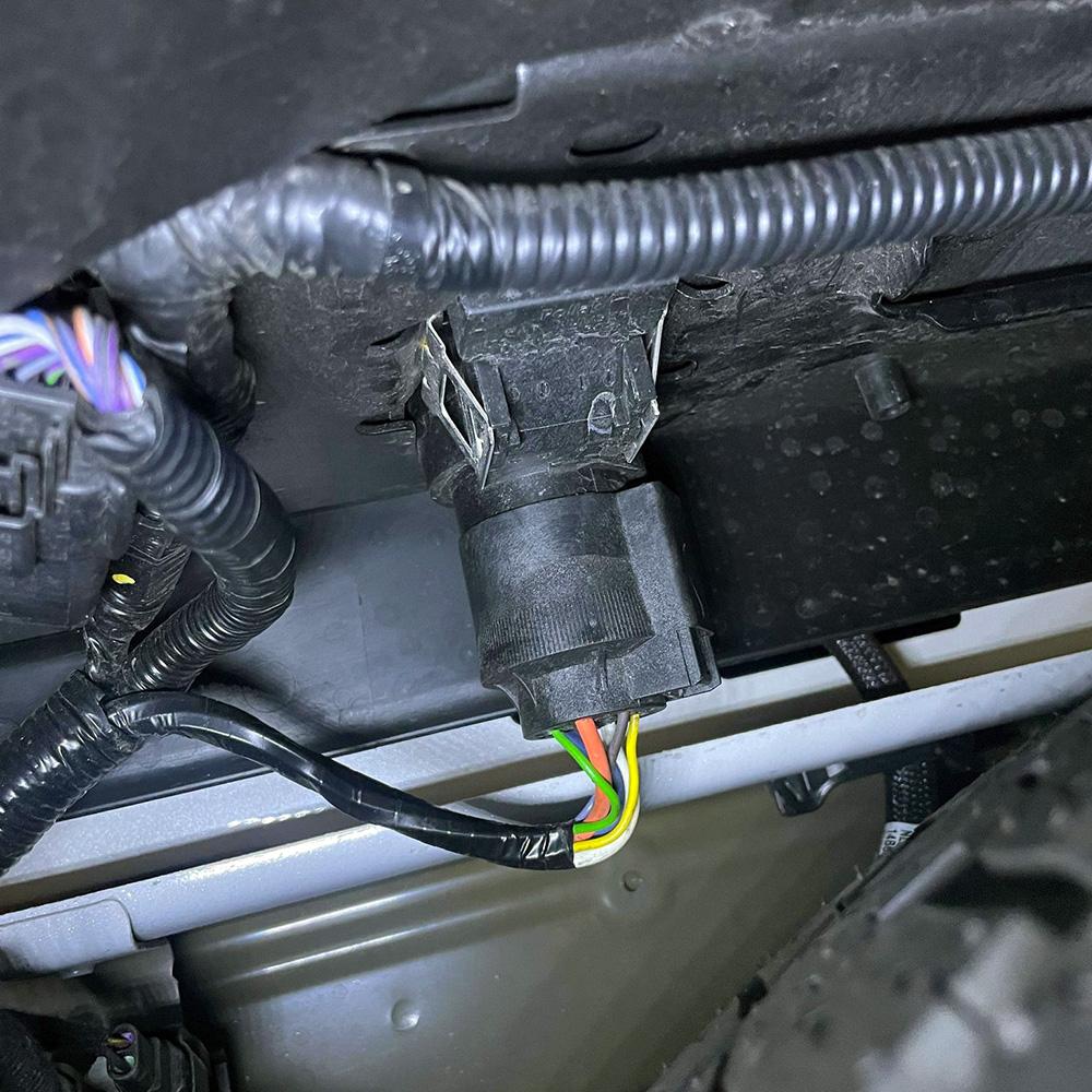 Ford Bronco Dual LED Light Reverse Kit w/Diode Dynamics Lights | TRAILER CONNECTION trailer1