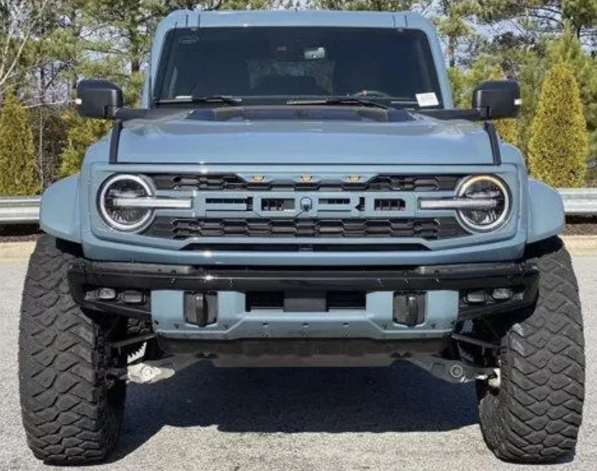 Ford Bronco Color match flares, top and grill?  Would you do it? 4DEDE5A6-BCDA-43DA-B2AD-972E2A410414