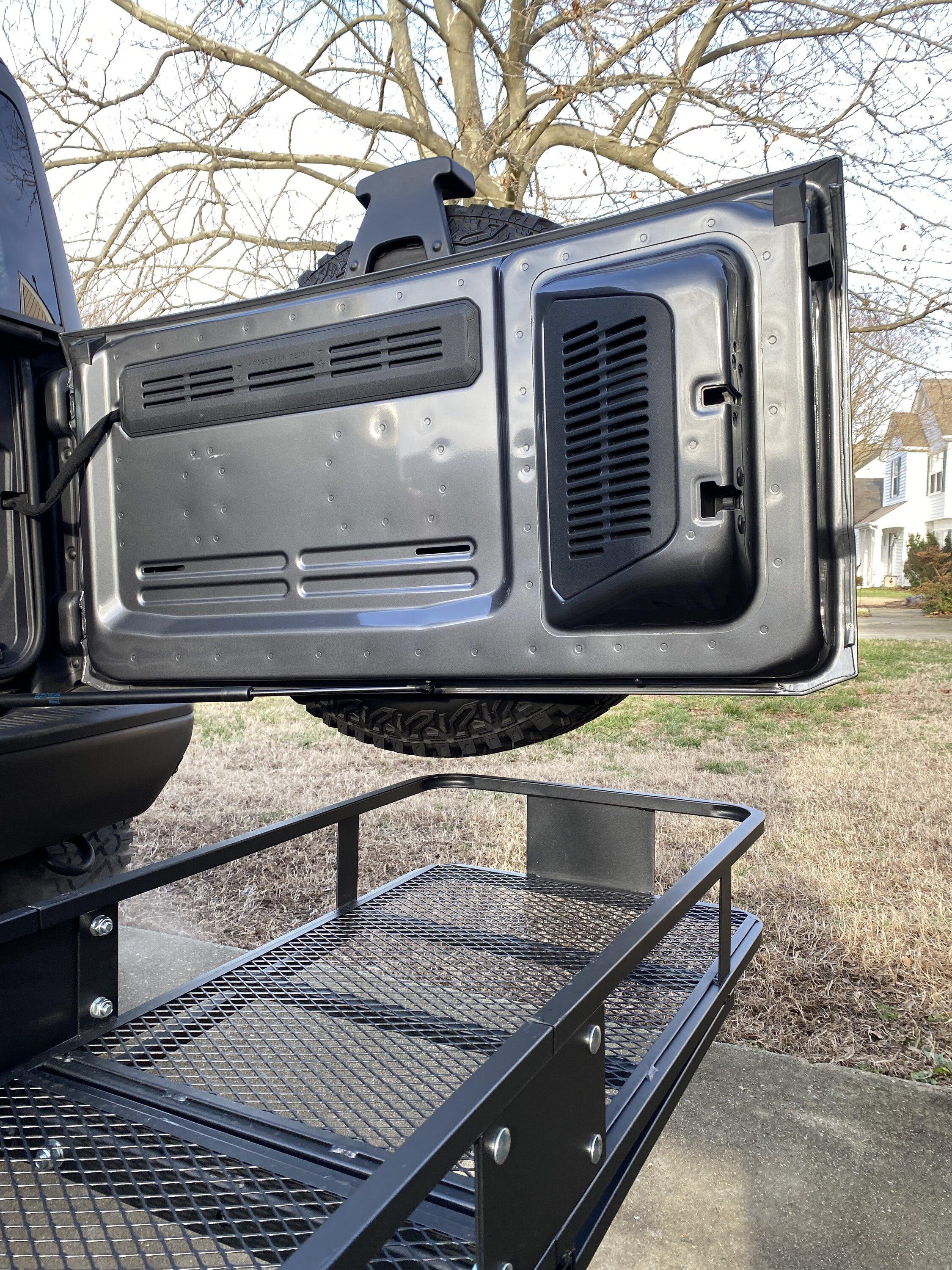 Ford Bronco Drop Receiver for Towing and Wheeless Basket IMG_2953.JPG