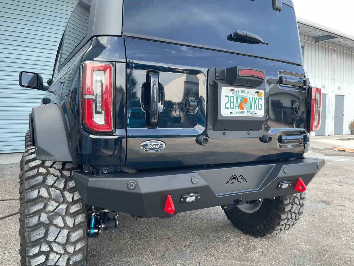 Ford Bronco Braptor spare tire delete 1674156723407