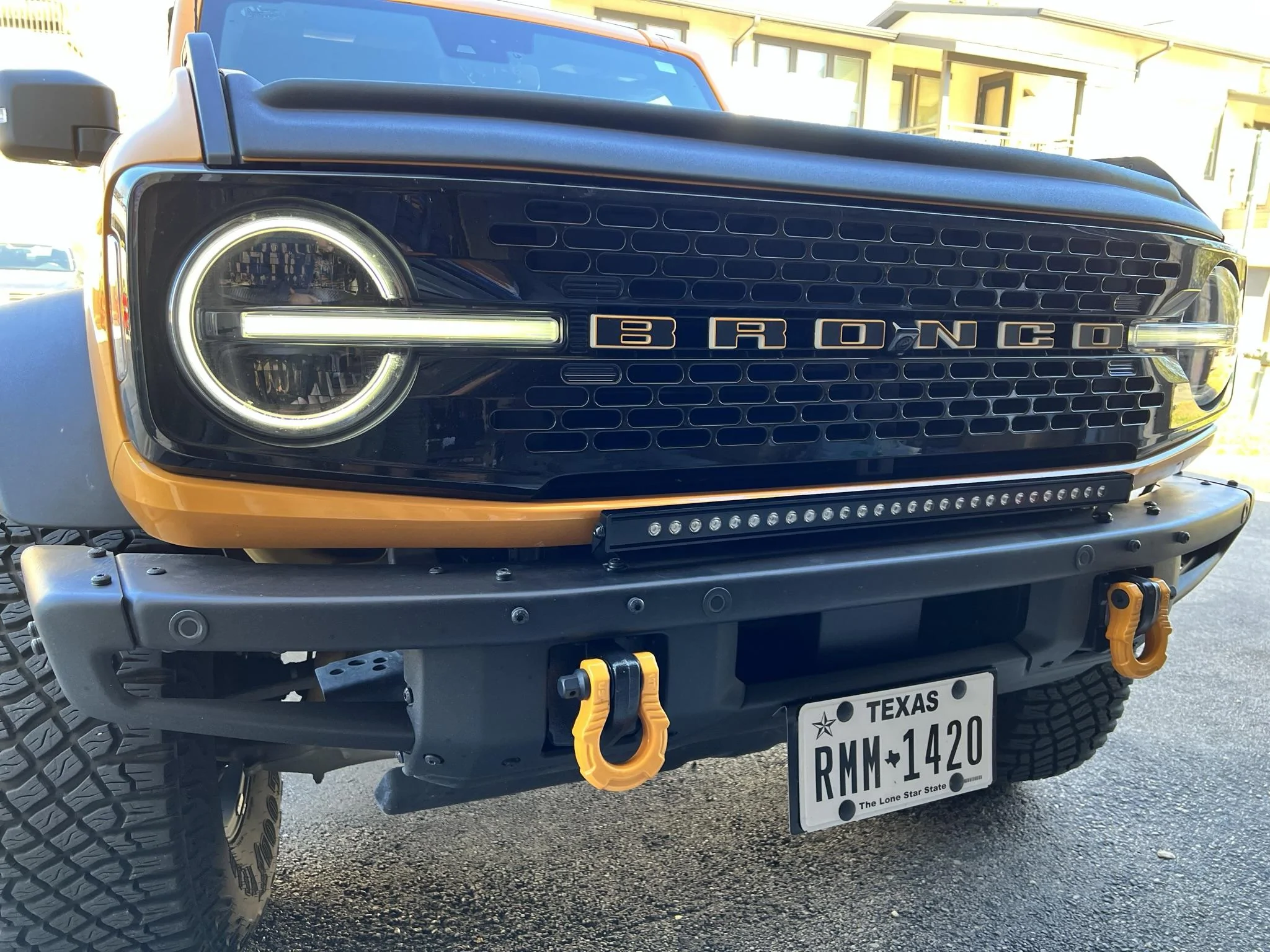 Ford Bronco M&R 30" Light Bar Installed on Mod Bumper IMG_3192