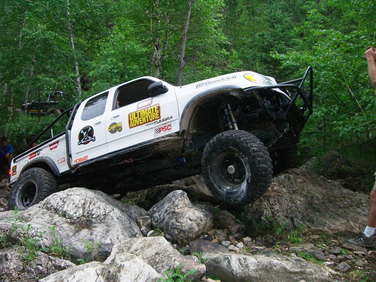 Ford Bronco The 6G really isn't a rockcrawler. yuZ8S8b