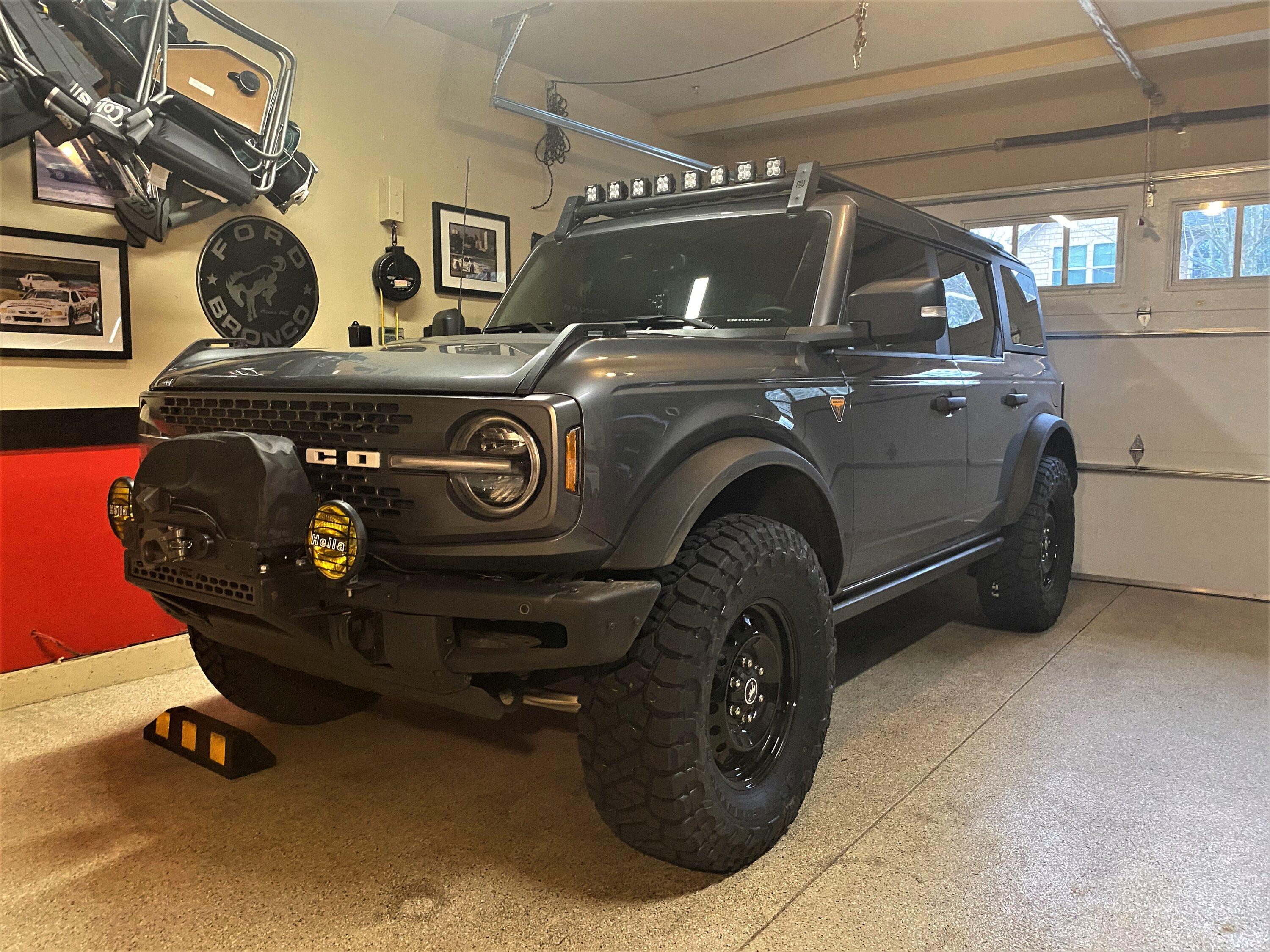 Ford Bronco The 6G really isn't a rockcrawler. 11