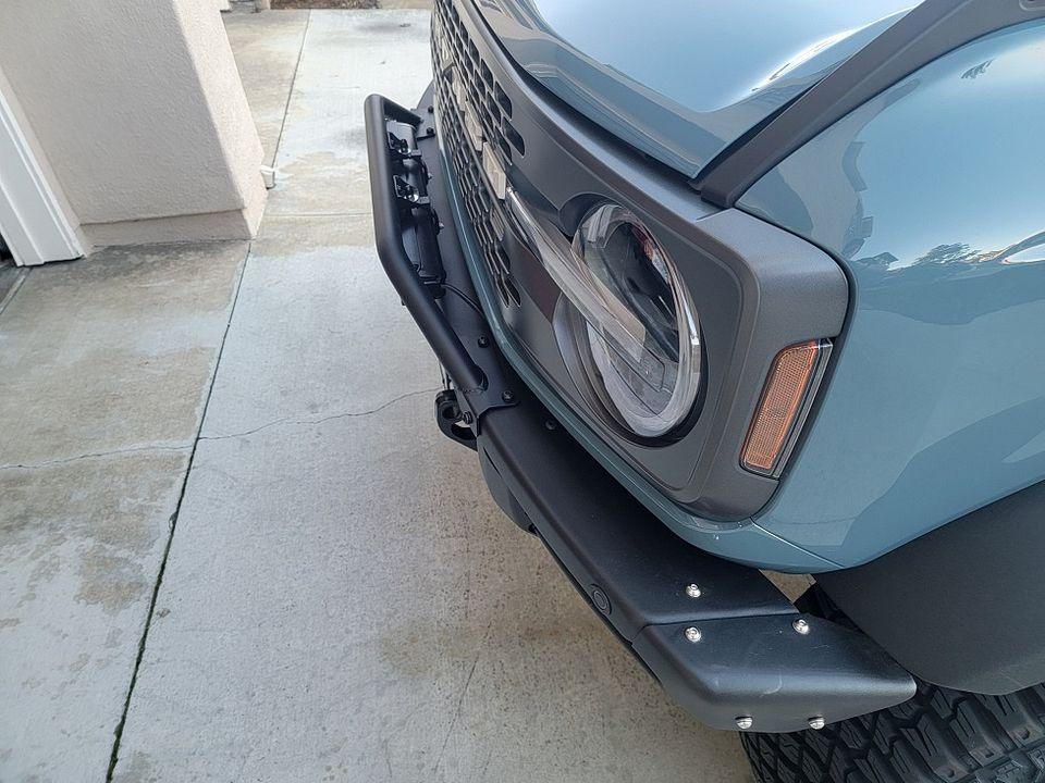 Ford Bronco What did you do TO / WITH your Bronco today? 👨🏻‍🔧🧰🚿🛠 DV8_Bull_Light_Bar_03