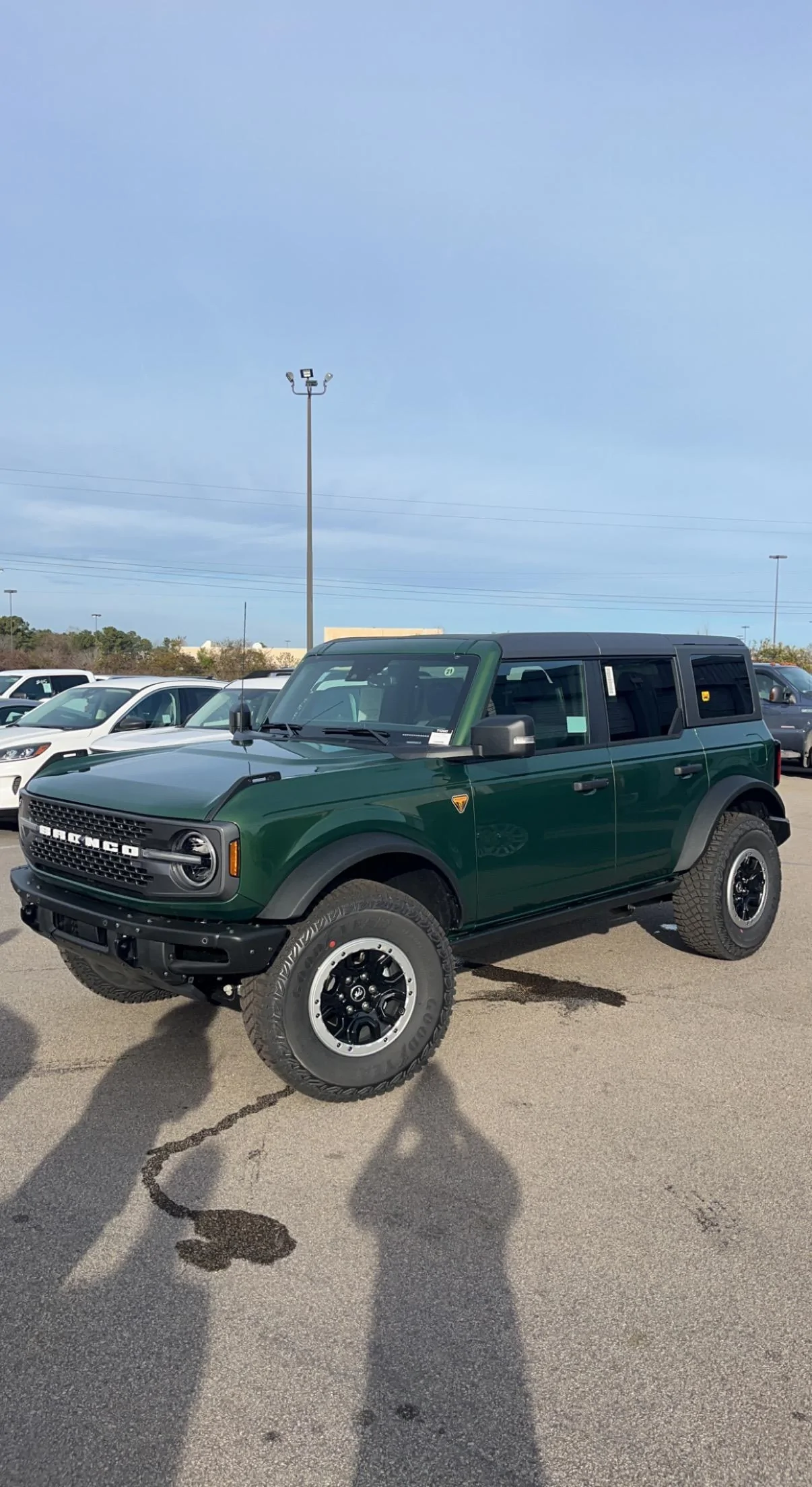 Ford Bronco ERUPTION GREEN Bronco Club 5EE8157E-4B70-4488-8E9D-328D7D4C6DAC